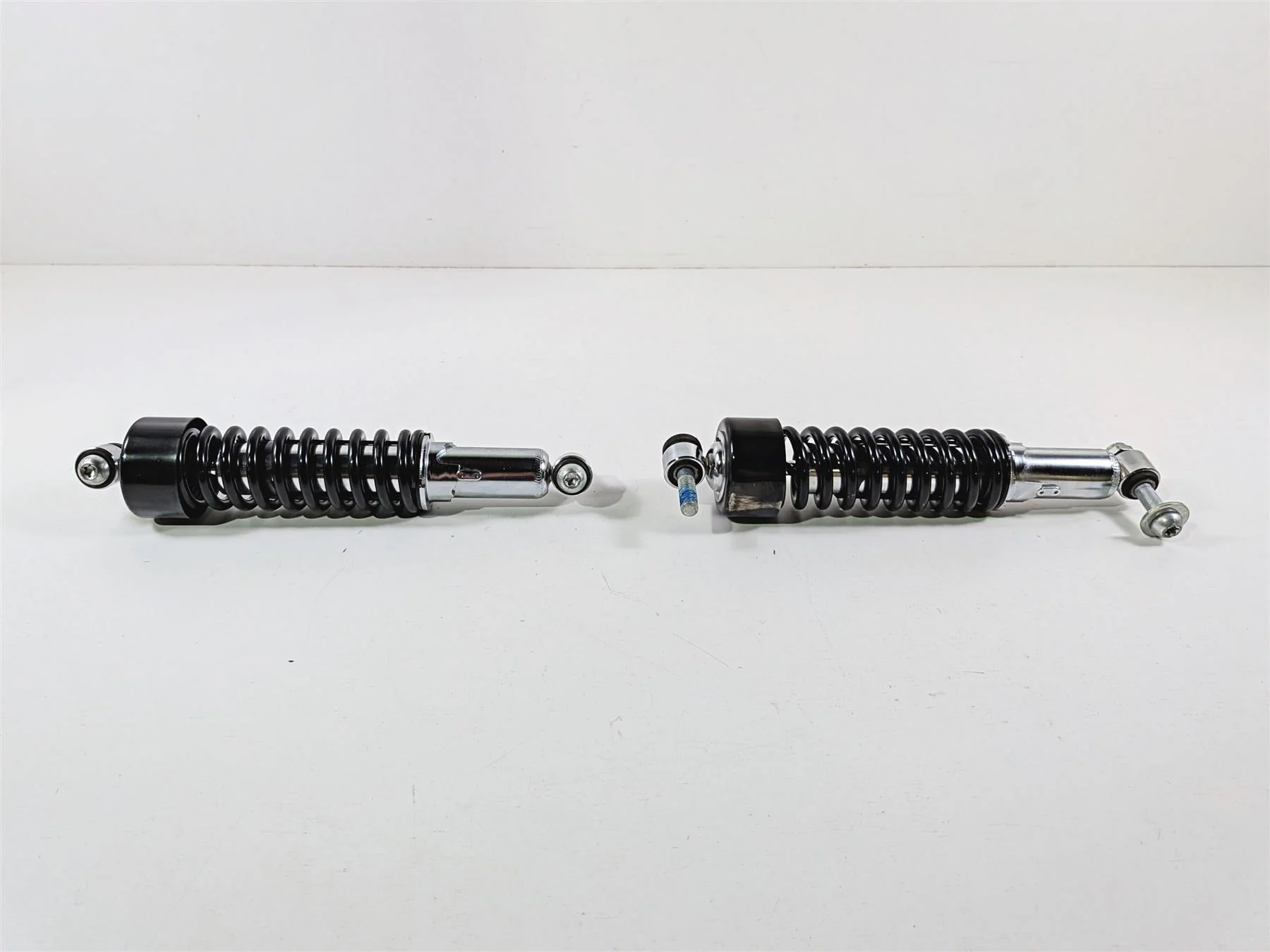 2011 Harley VRSCDX Night Rod Straight Rear Shock Damper Set 12 1/2" 54667-07 - Image 5