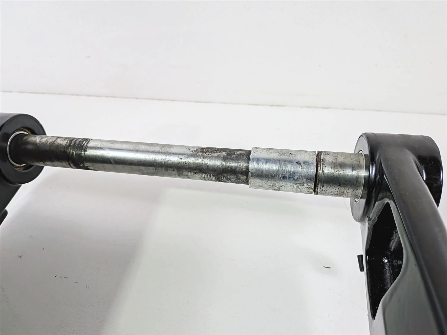 2011 Harley VRSCDX Night Rod Swingarm Swin Arm & Guard 48612-07A - Image 8