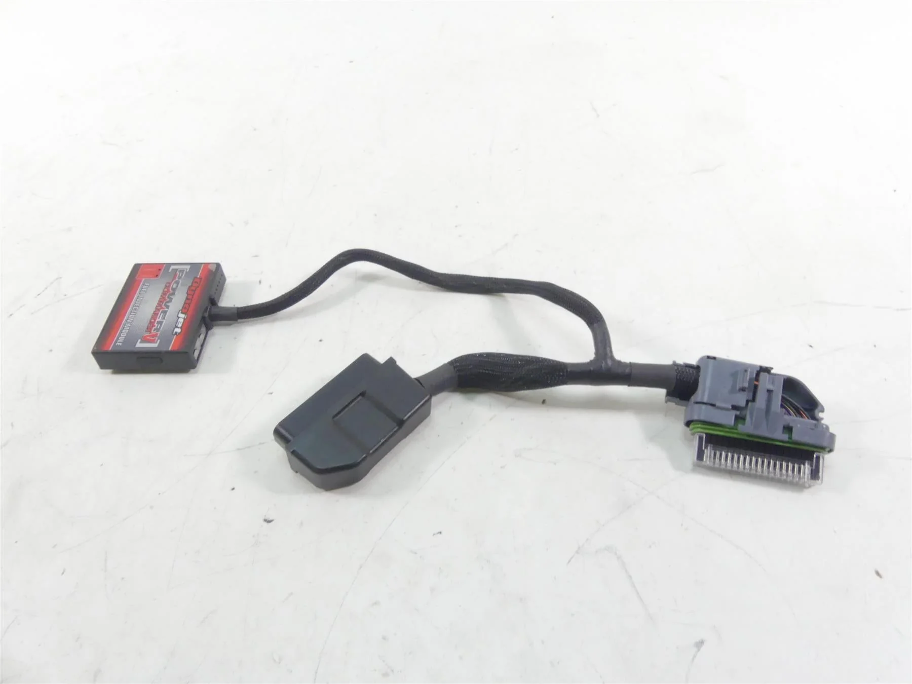 2011 Harley VRSCF Muscle Rod Dynojet Power Commander V 5 15-00615-006 - Image 2