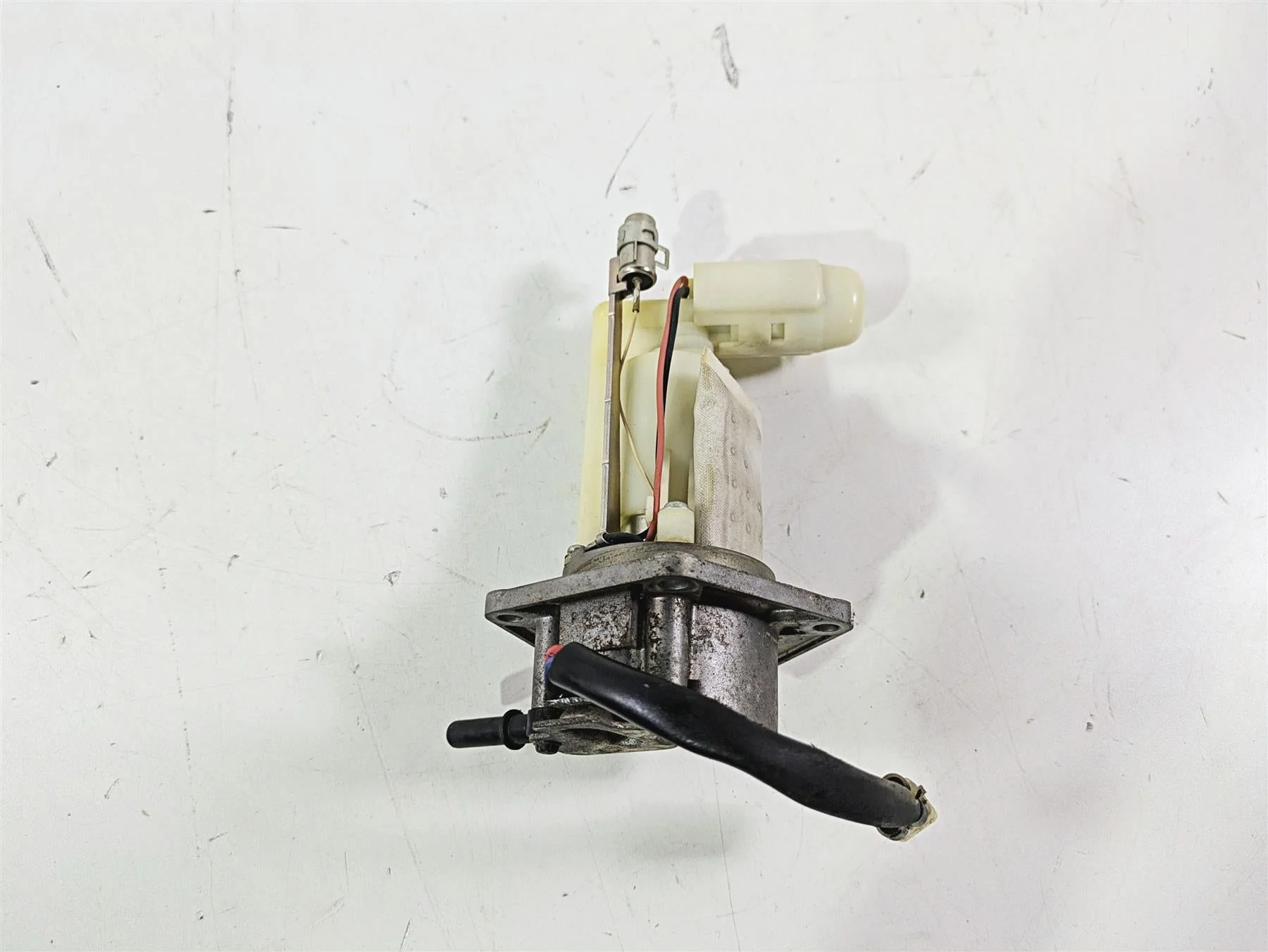 2011 Kawasaki EX650R Ninja Keihin Fuel Gas Petrol Pump - Tested 49040-0026 - Image 6