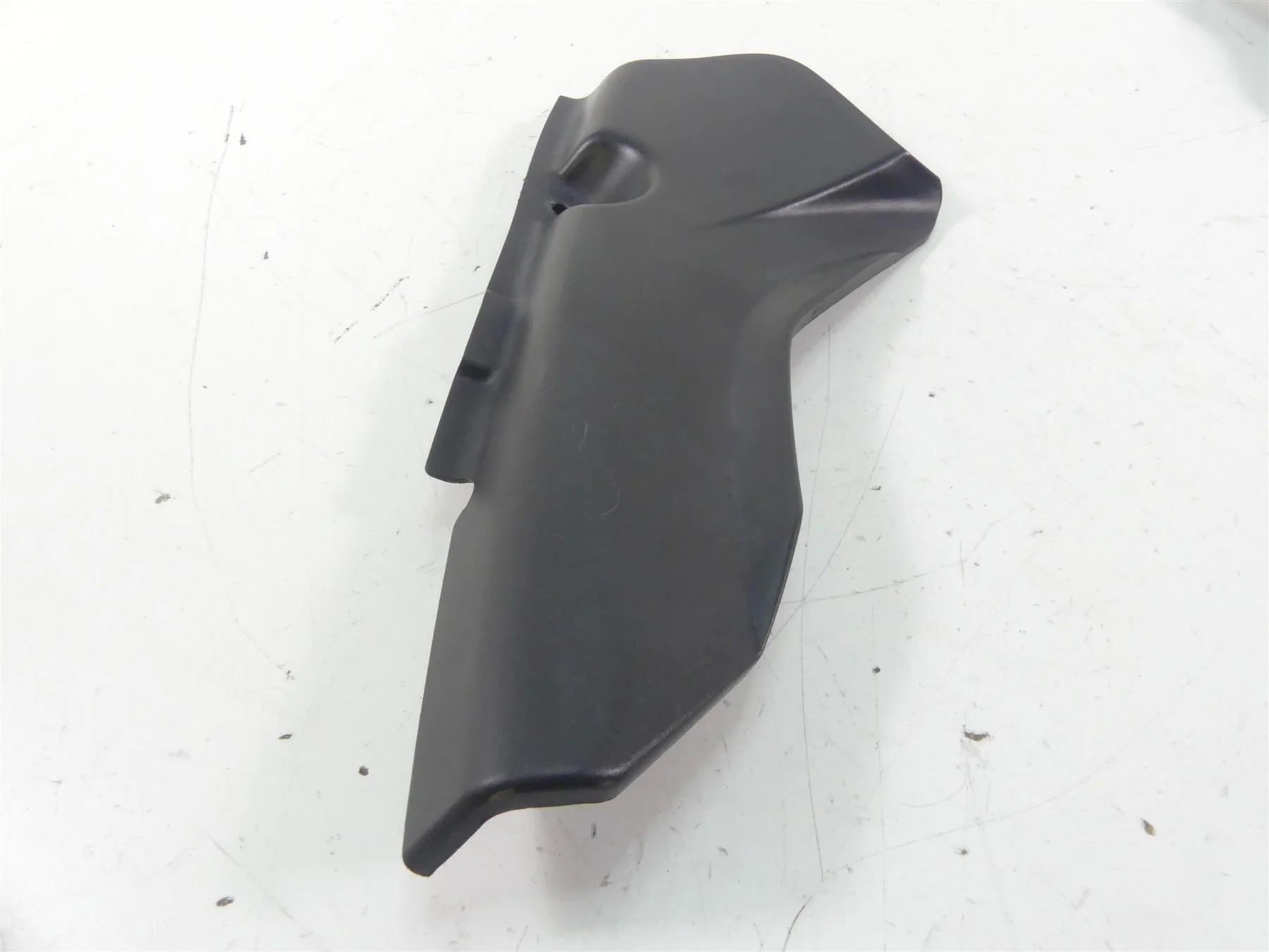 2012 BMW R1200 GS K255 Adventure Between Leg Side Cover Fairing Set 46637677515 - Image 12