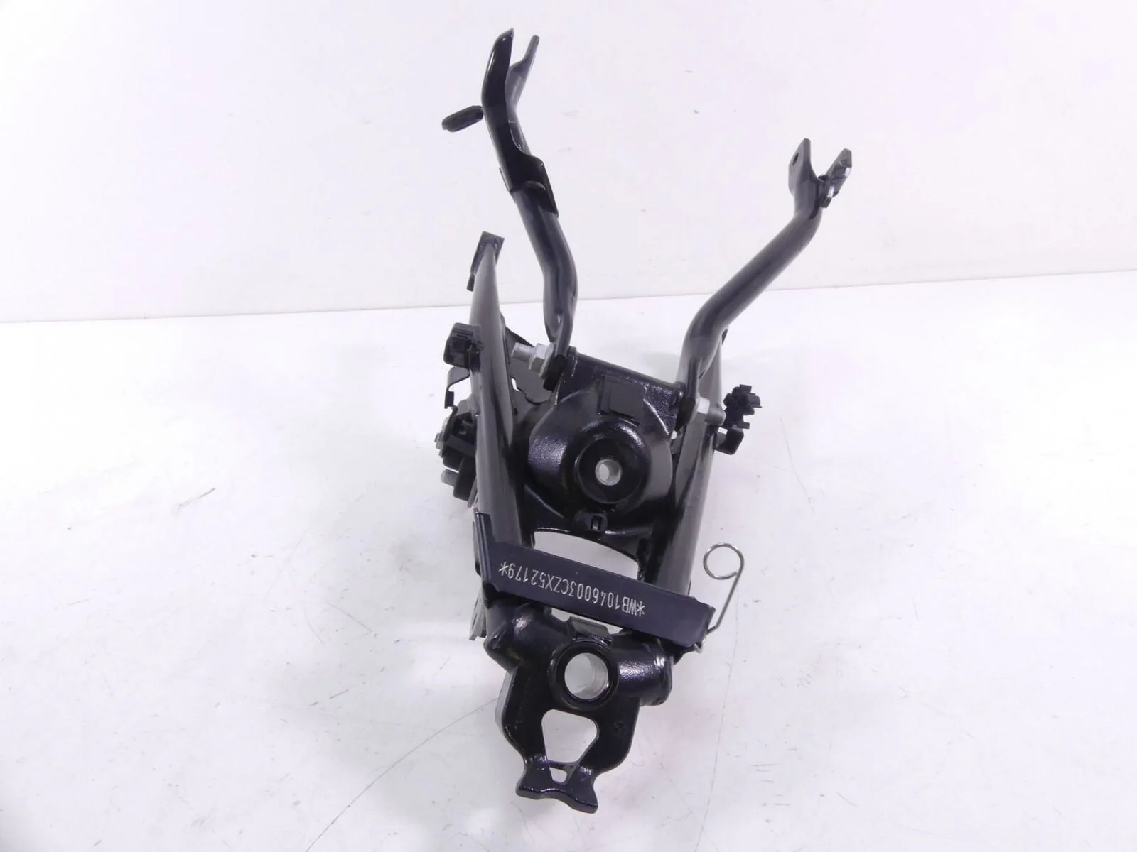 2012 BMW R1200GS K25 Straight Main Frame Chassis Slvg 46517720198 - Image 2