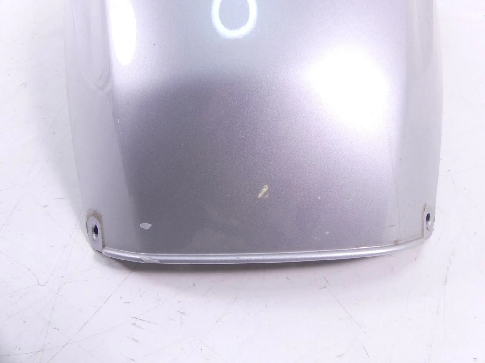 2012 BMW R1200GS K25 Tank Center Cover Fairing -Titansilber 46637693425 - Image 9