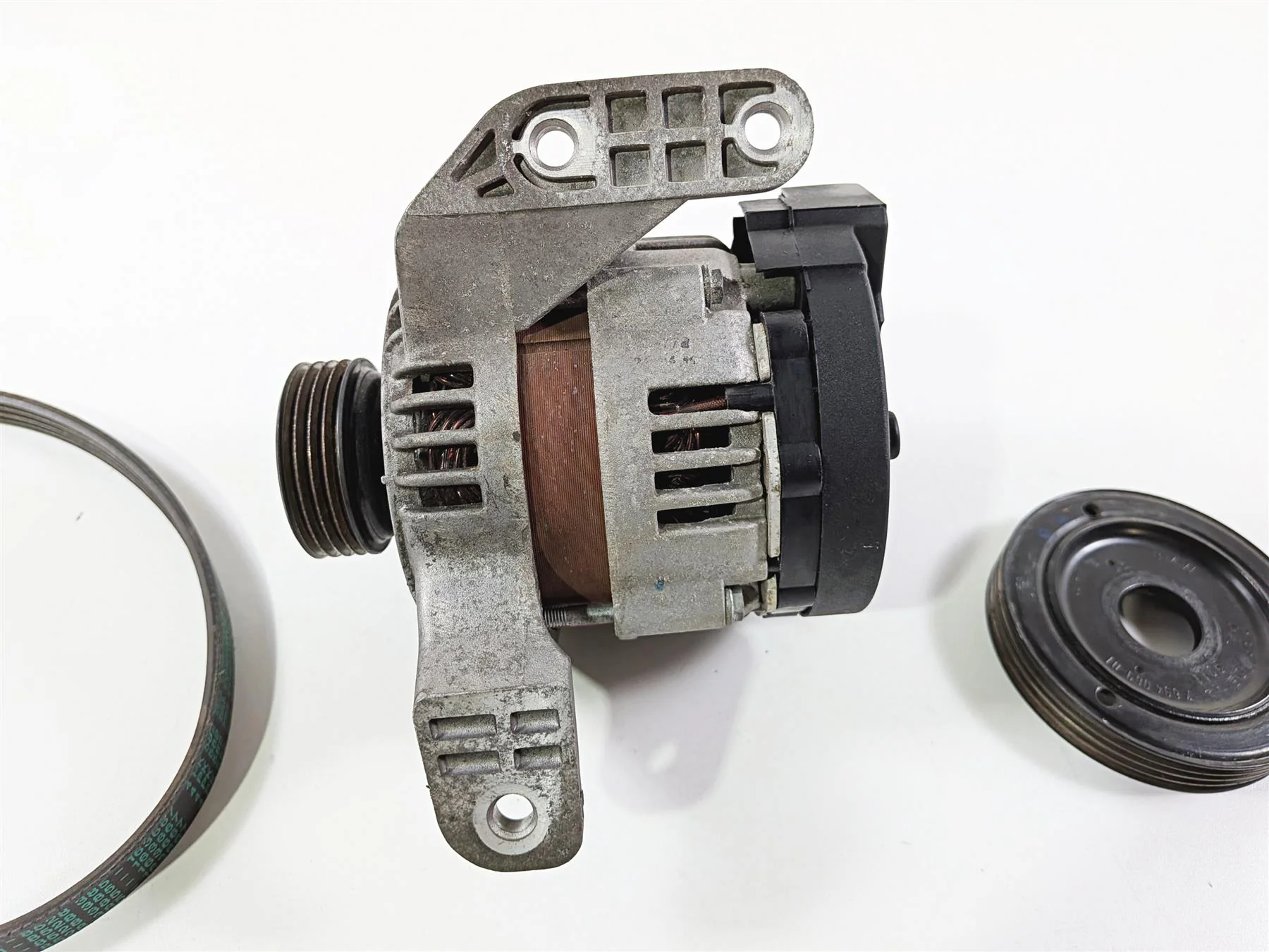 2012 BMW R1200R K27 Bosch RS 55mm Alternator Generator 12317715081 - Image 8