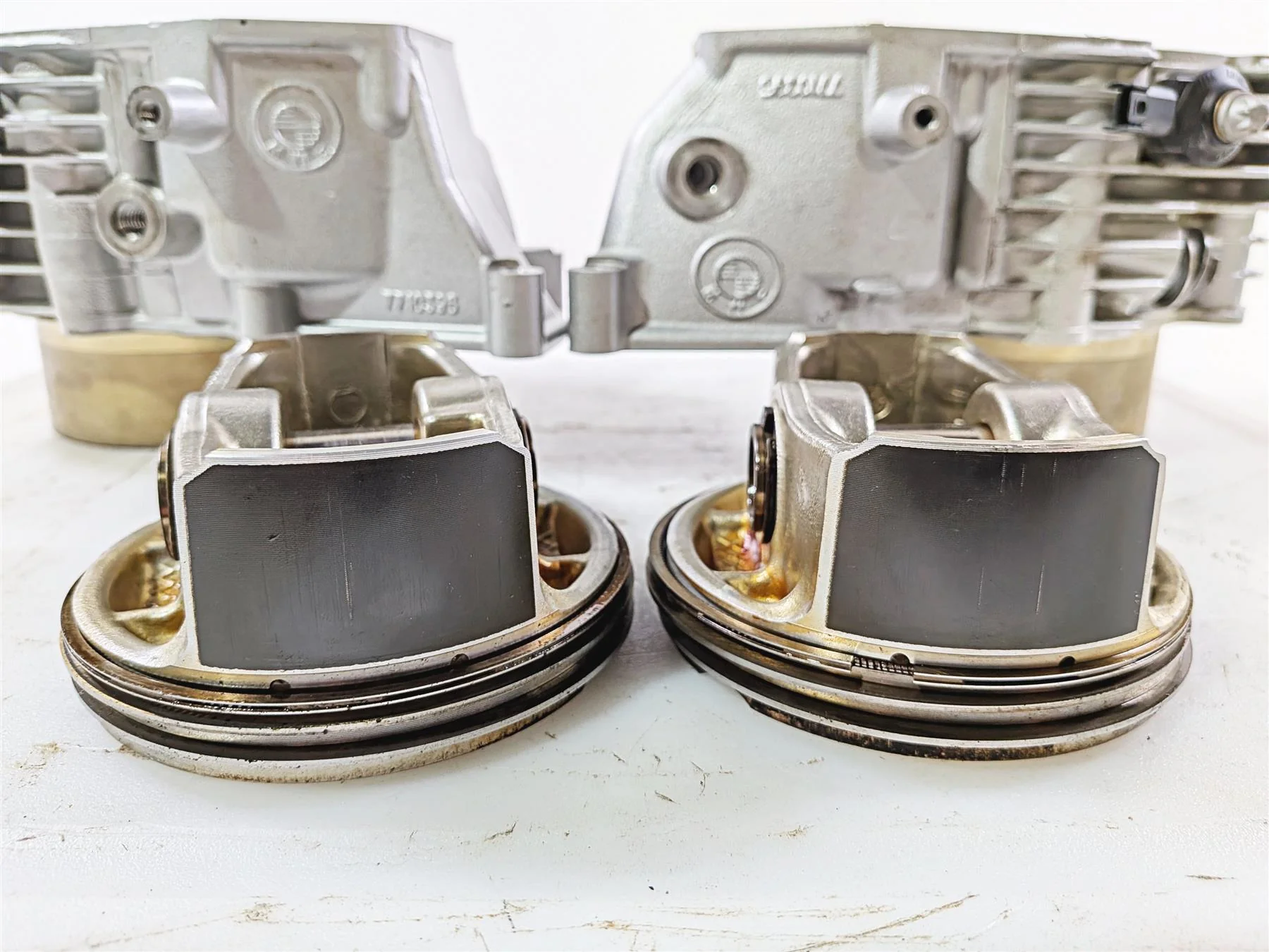 2012 BMW R1200R K27 Cylinder Piston Jug Set -Good Compr 11117721955 11117721956 - Image 9