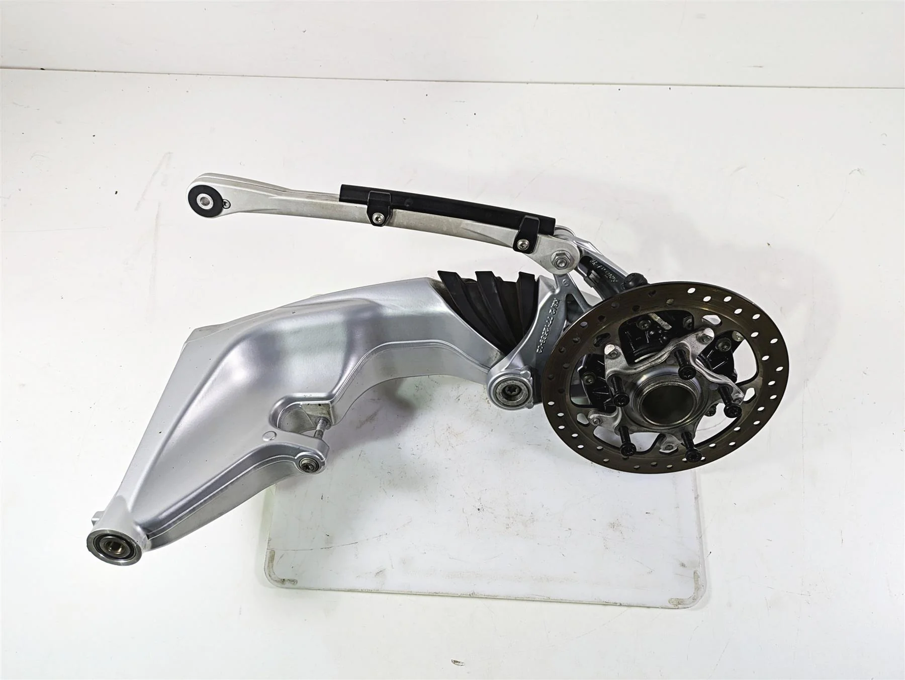 2012 BMW R1200R K27 Differential Swingarm Drive Shaft 33:12 Set 33117726891 - Image 6