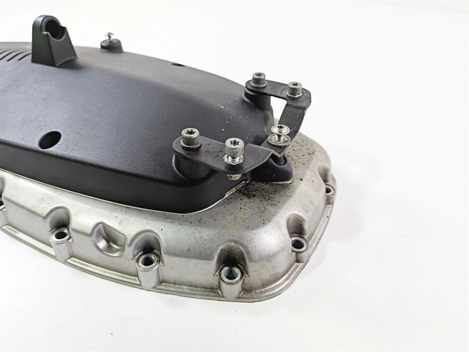 2012 BMW R1200R K27 Front Engine Alternator Cover Set 11147719560 - Image 4