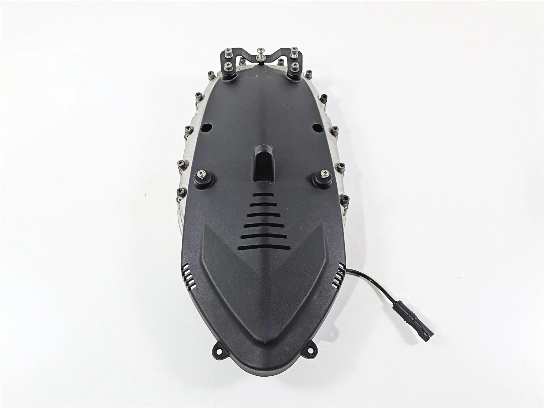 2012 BMW R1200R K27 Front Engine Alternator Cover Set 11147719560 - Image 9
