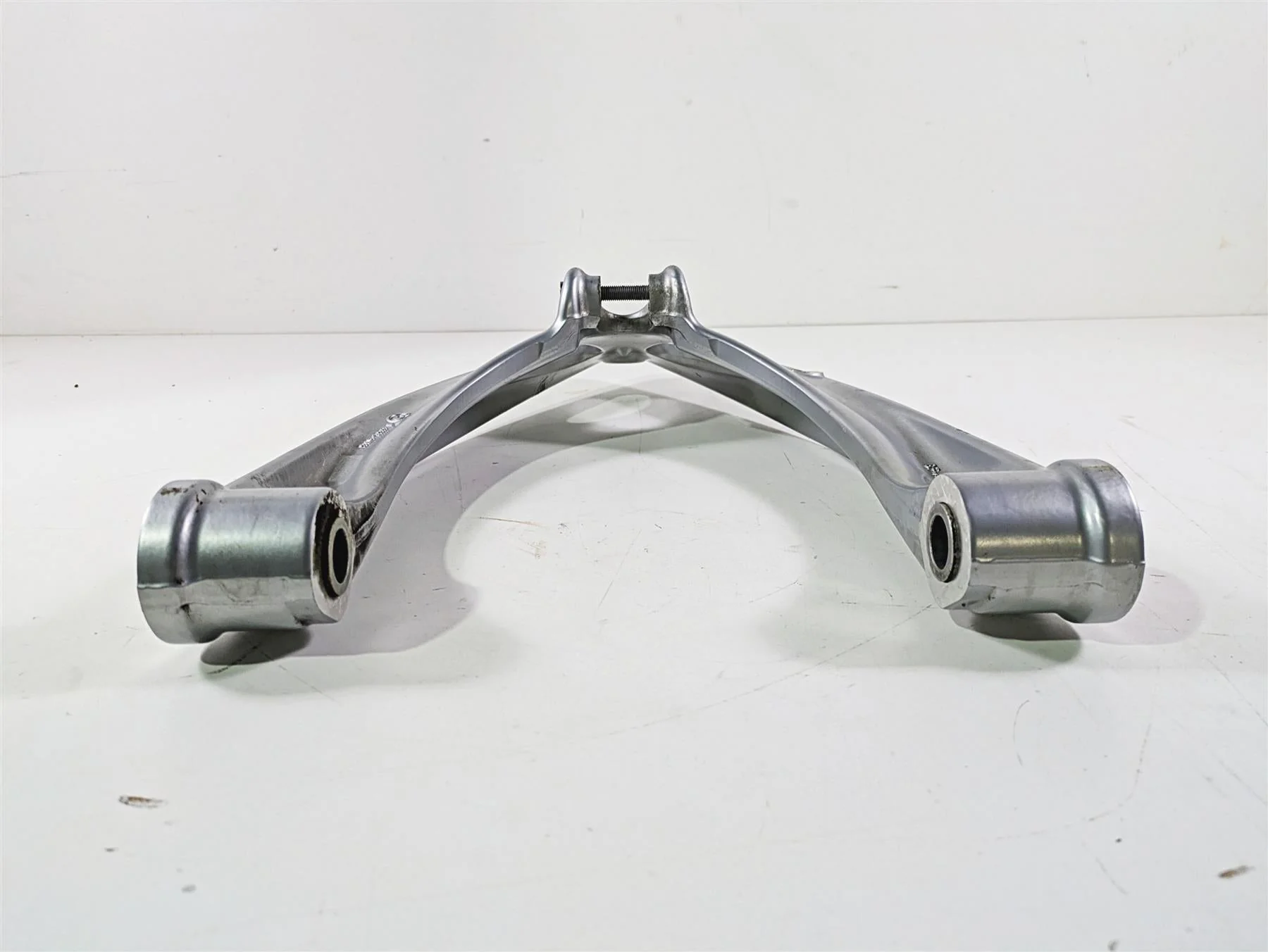 2012 BMW R1200R K27 Front Suspension Swingarm Trailing Arm 31427724774 - Image 12