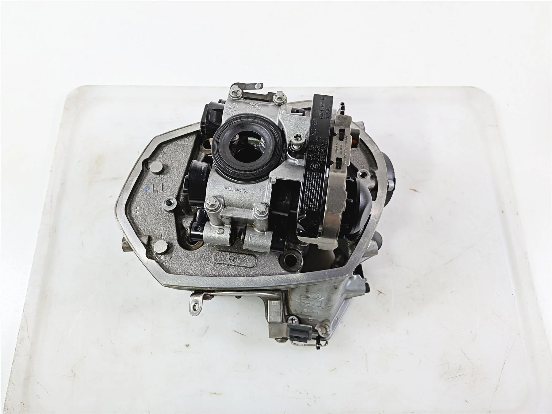 2012 BMW R1200R K27 Left Cylinderhead Cylinder Head 7723603 11127724475