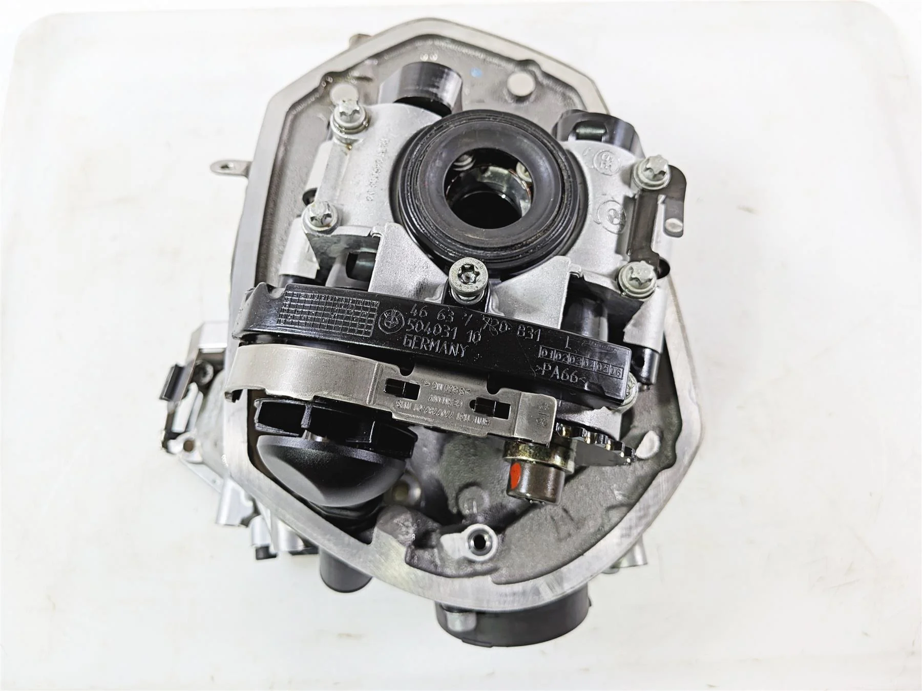 2012 BMW R1200R K27 Left Cylinderhead Cylinder Head 7723603 11127724475 - Image 6