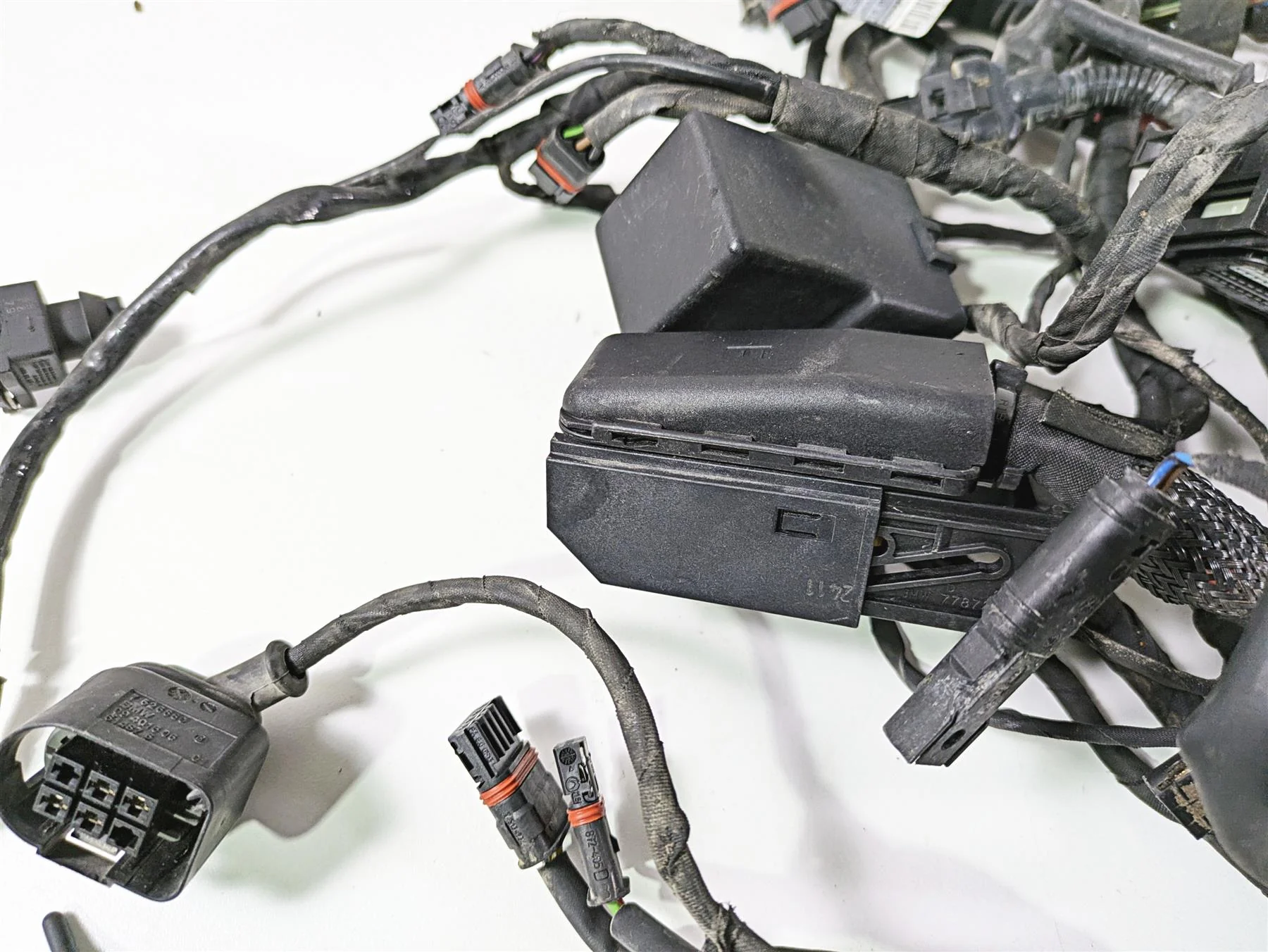 2012 BMW R1200R K27 Main & Engine Wiring Harness Abs Gen2 - Read 61118521379 - Image 4