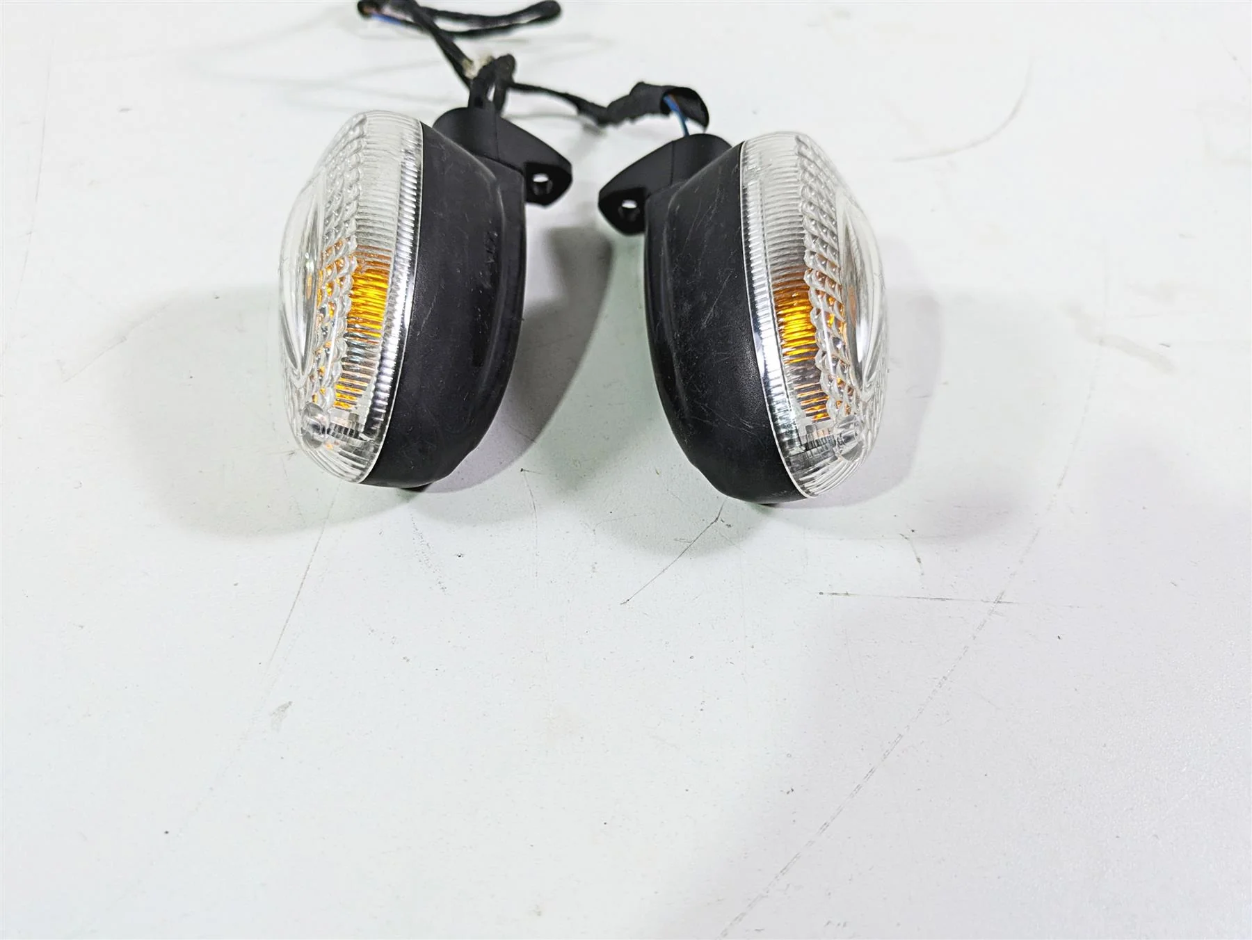 2012 BMW R1200R K27 Rear Blinker Turn Signal Set 63137667771 63137667772 - Image 9