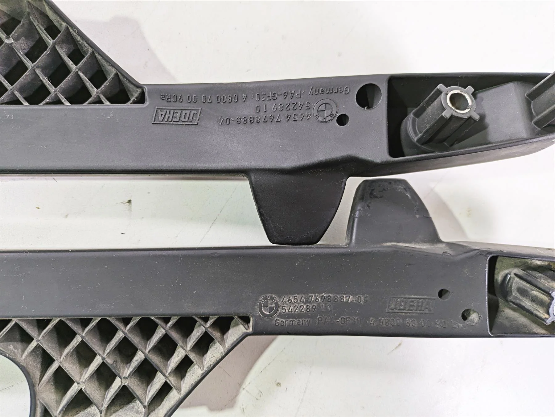 2012 BMW R1200R K27 Saddlebag Holder Luggage Rack Set 46547698887 46547698888 - Image 12
