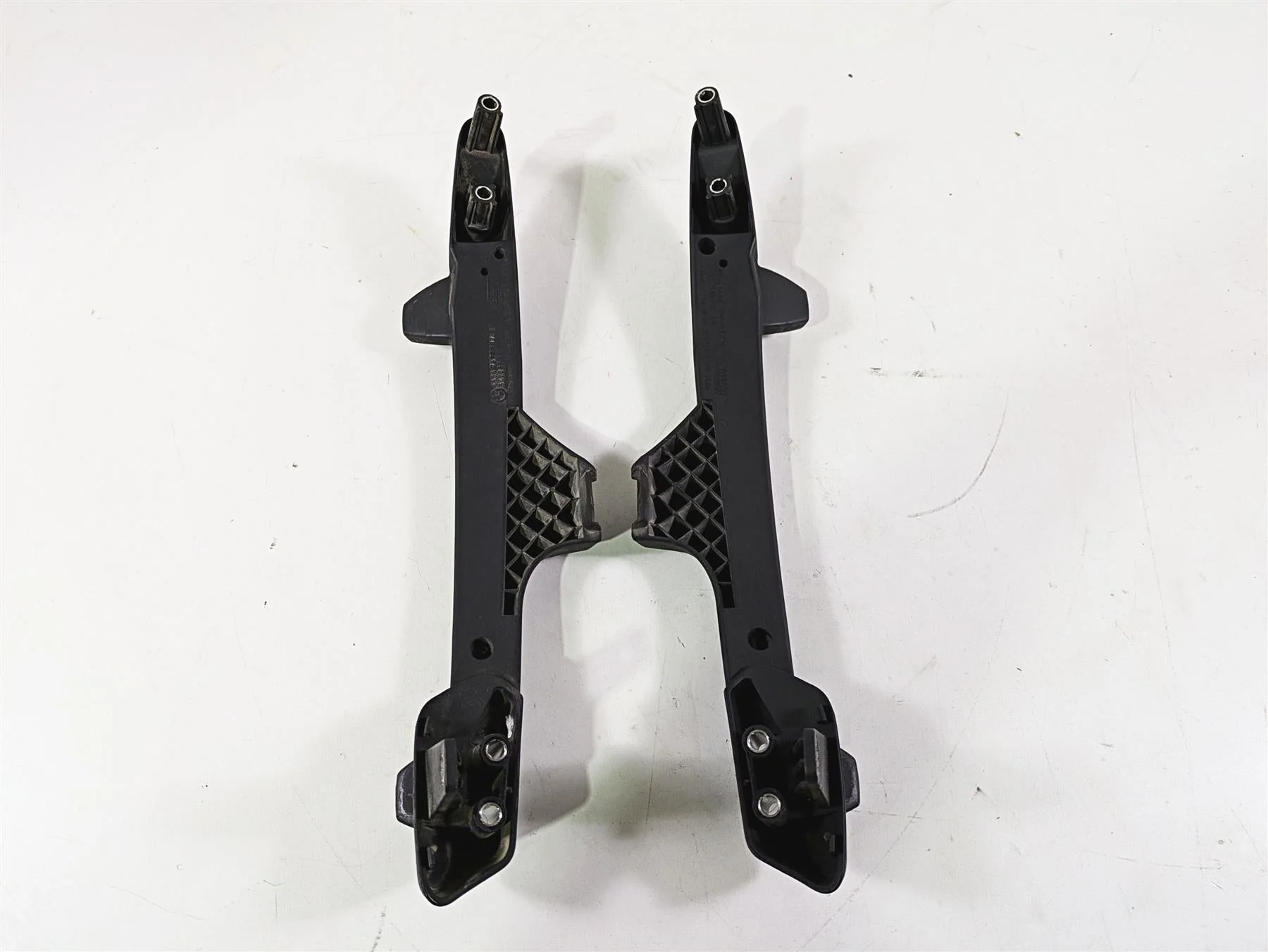 2012 BMW R1200R K27 Saddlebag Holder Luggage Rack Set 46547698887 46547698888 - Image 8