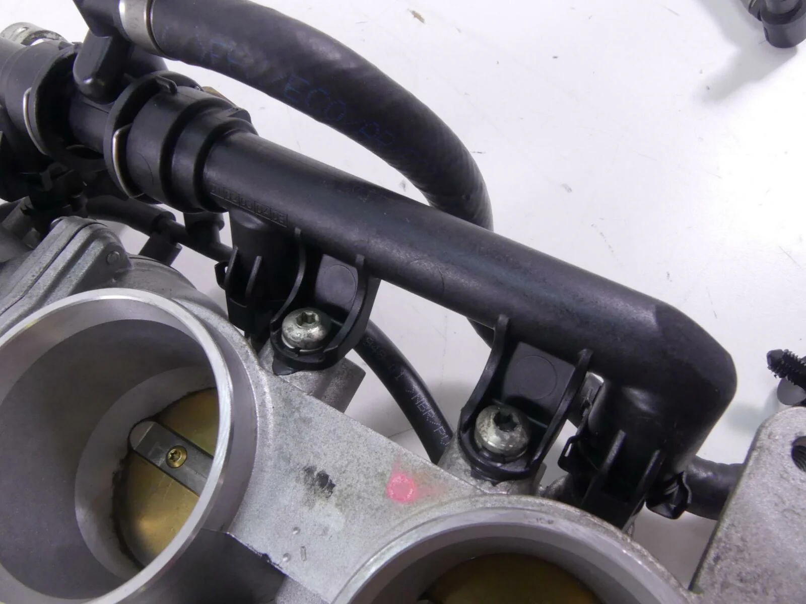 2012 BMW S1000RR K46 Dellorto Throttle Body Bodies Fuel Injection 13548521753 - Image 7