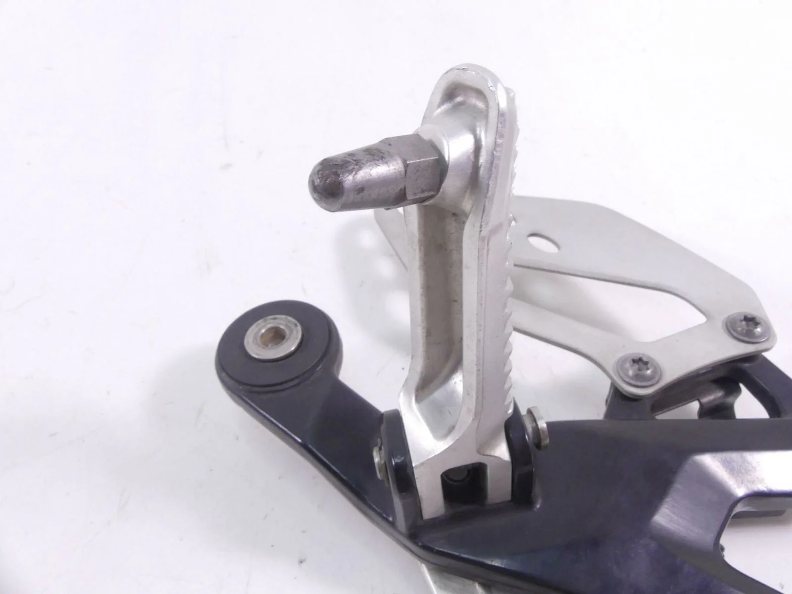 2012 BMW S1000RR K46 Right Footpeg Foot Peg Set & Brake Pedal Lever 46717708574 - Image 8
