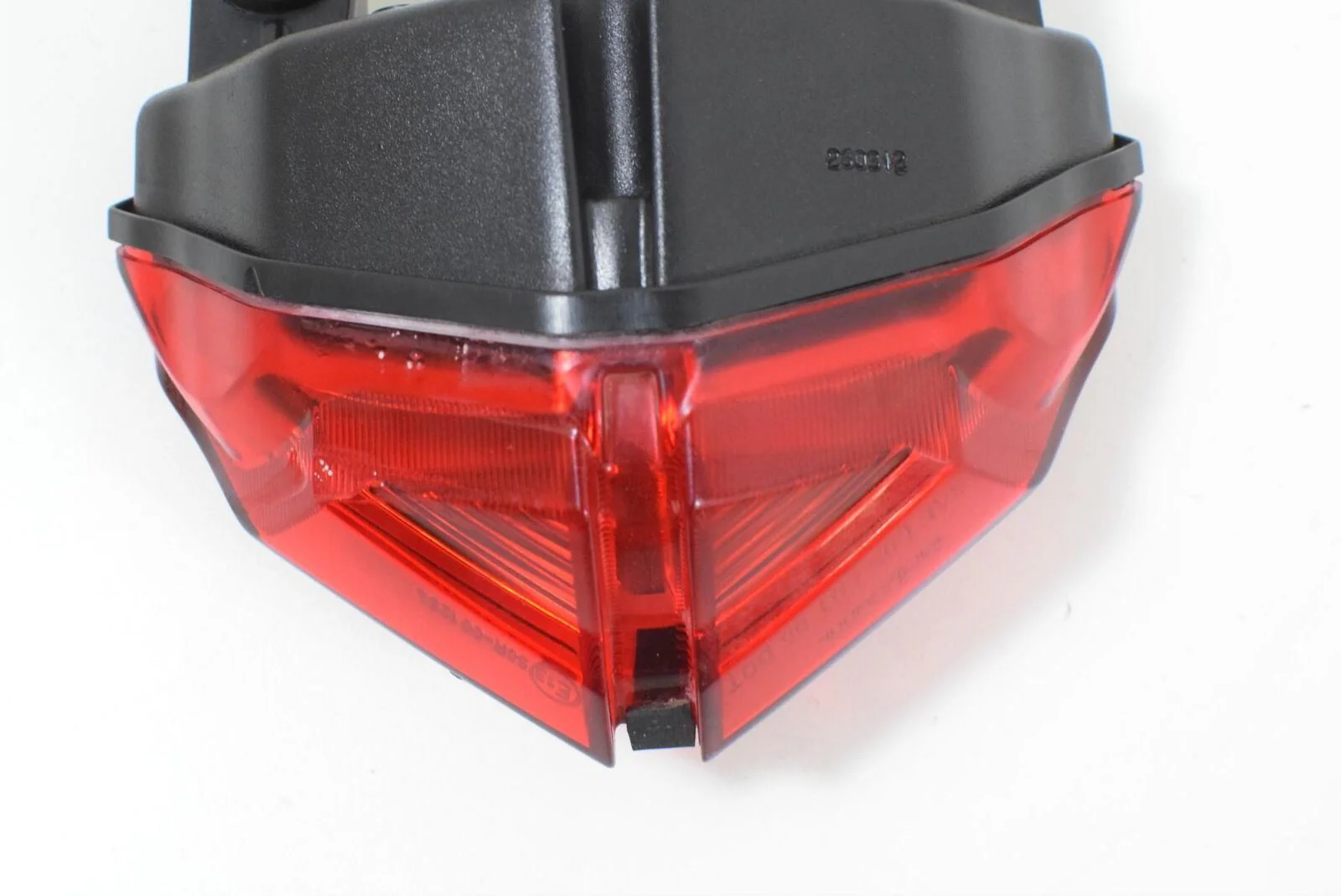 2012 Ducati 848 Evo Corse Taillight Tail Light Stop Brake 525.1.032.3A - Image 6