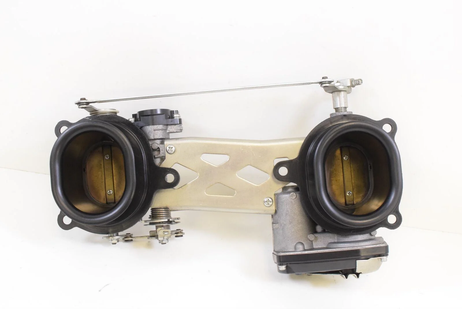 2012 Ducati Multistrada 1200 S Throttle Body Bodies Fuel Injection 28240871A - Image 4