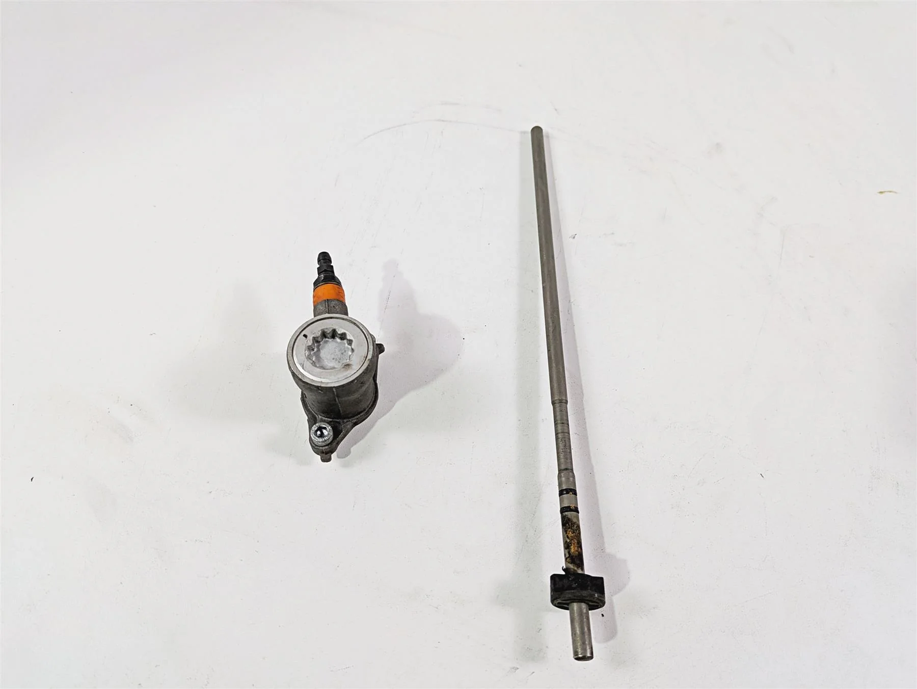 2012 Ducati Streetfighter 848 Clutch Slave Cylinder & Push Rod Set 19540031C - Image 12