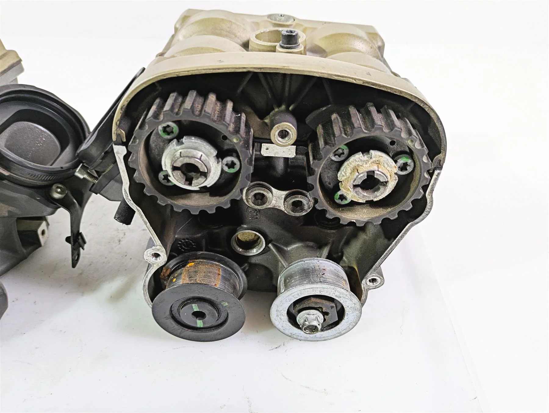 2012 Ducati Streetfighter 848 Cylinderhead Cylinder Heads 30123301AB 30122782AB - Image 9