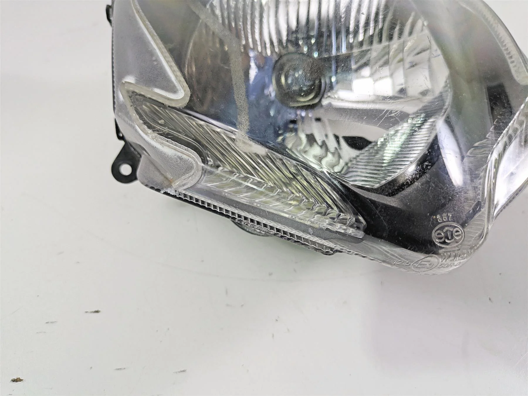 2012 Ducati Streetfighter 848 Headlight Head Lamp Light Lens 52010182A - Image 4