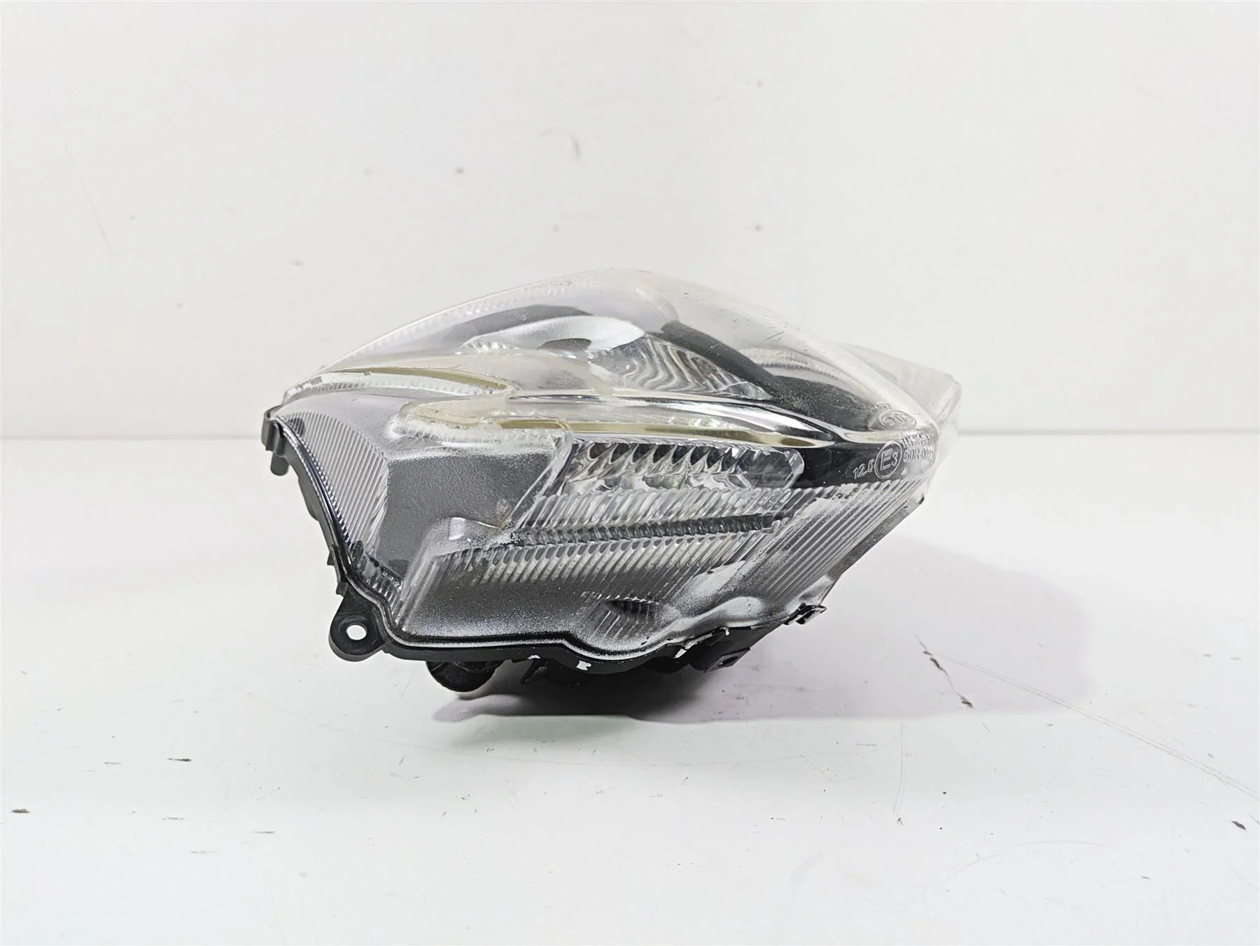 2012 Ducati Streetfighter 848 Headlight Head Lamp Light Lens 52010182A - Image 9