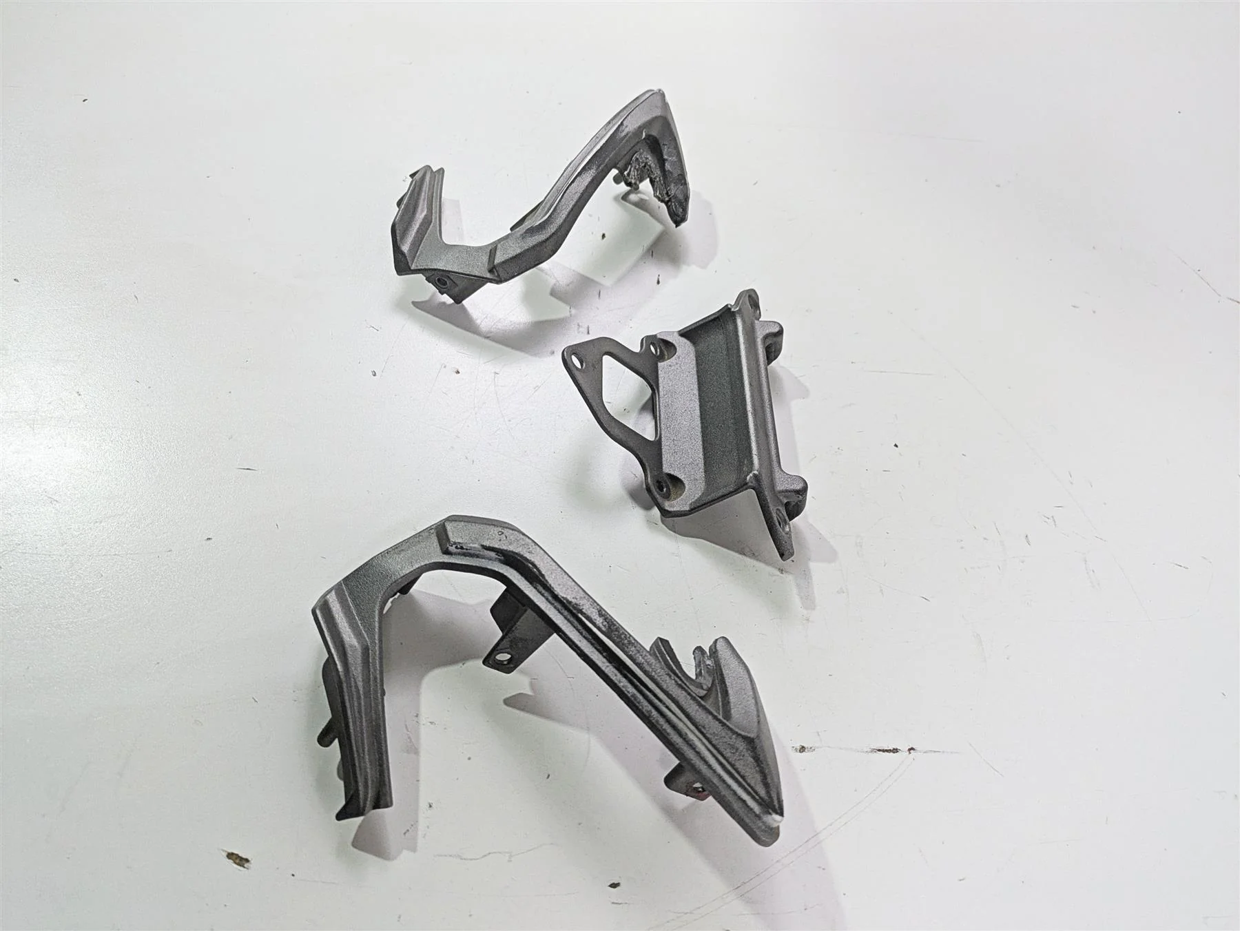 2012 Ducati Streetfighter 848 Headlight Holder Stay Mount Carrier 8291A231AA - Image 12