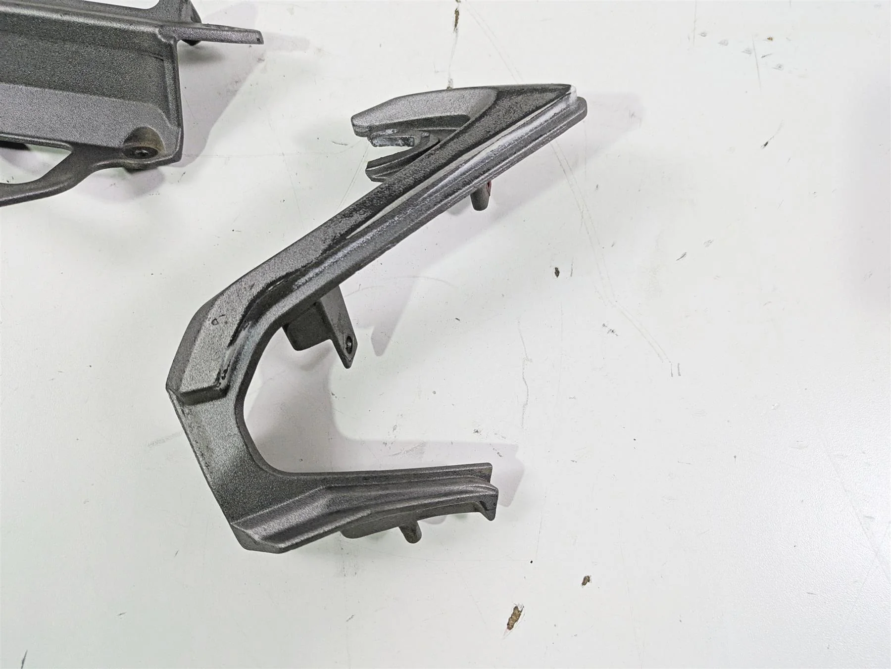 2012 Ducati Streetfighter 848 Headlight Holder Stay Mount Carrier 8291A231AA - Image 3