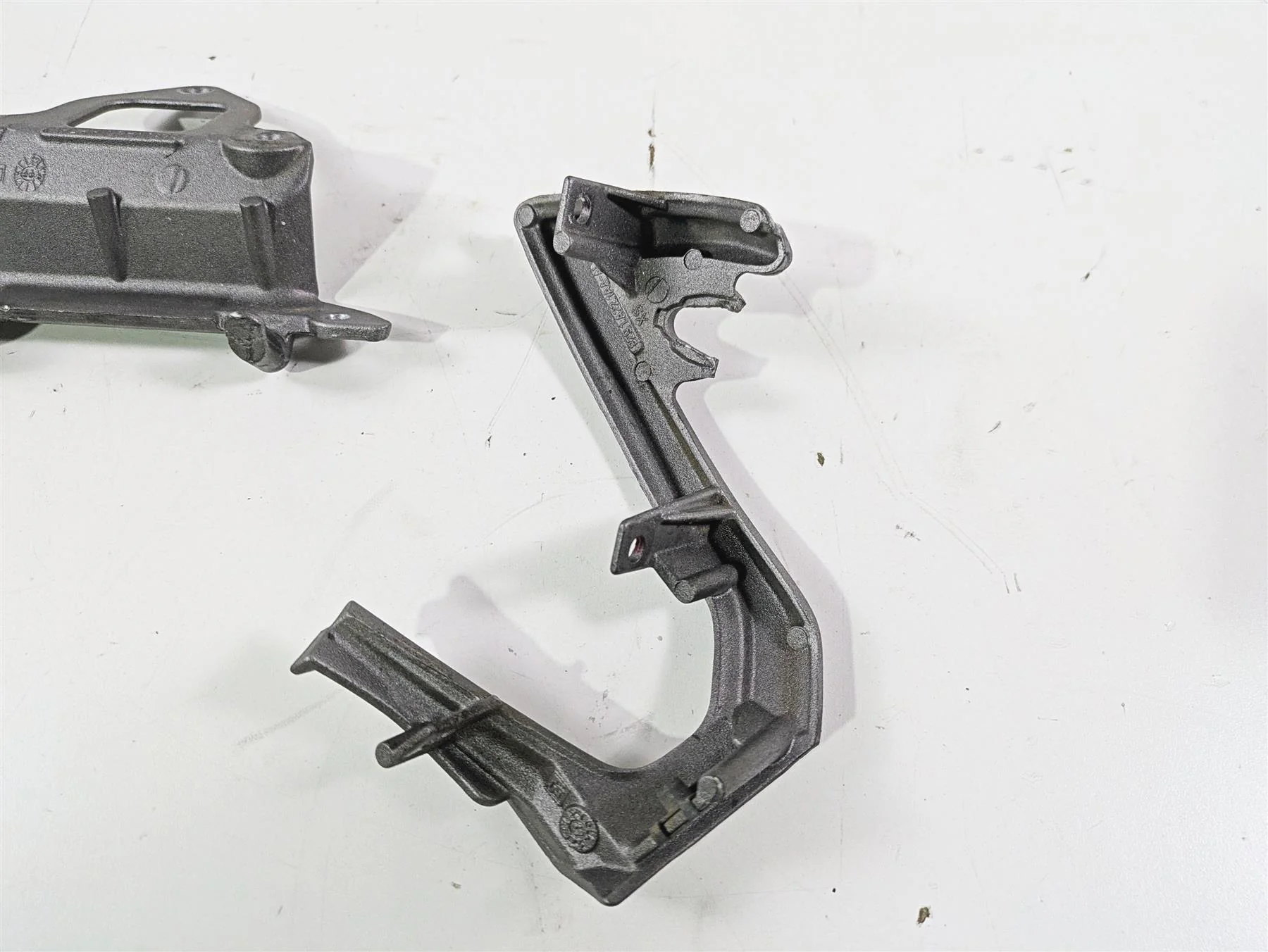 2012 Ducati Streetfighter 848 Headlight Holder Stay Mount Carrier 8291A231AA - Image 7