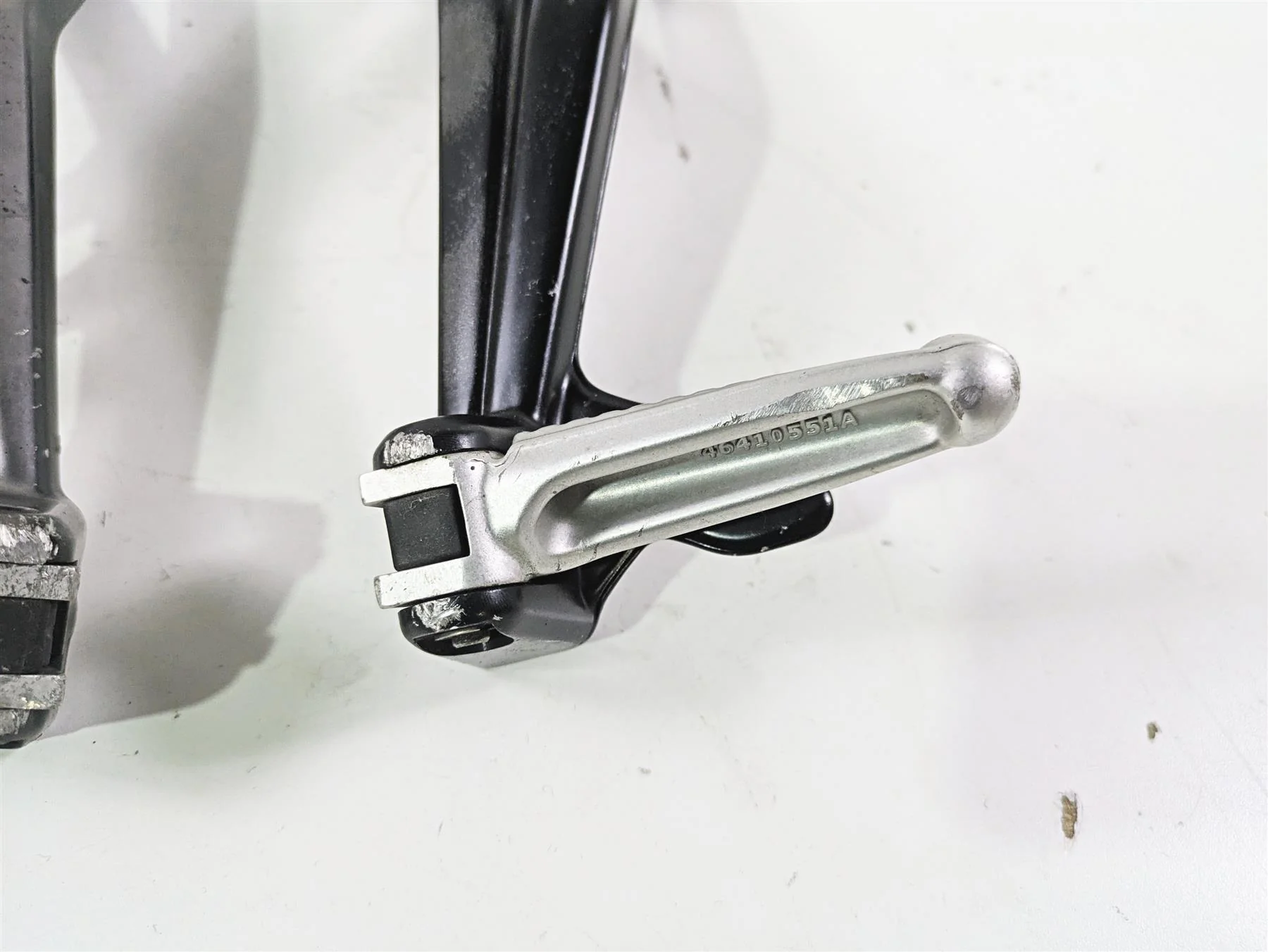 2012 Ducati Streetfighter 848 Rear Passenger Footpeg Set 82411561A 82411571A - Image 5