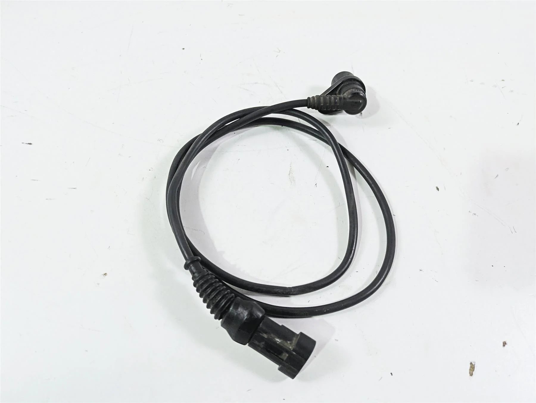 2012 Ducati Streetfighter 848 Rear Wheel Speed Sensor 55240373E - Image 4