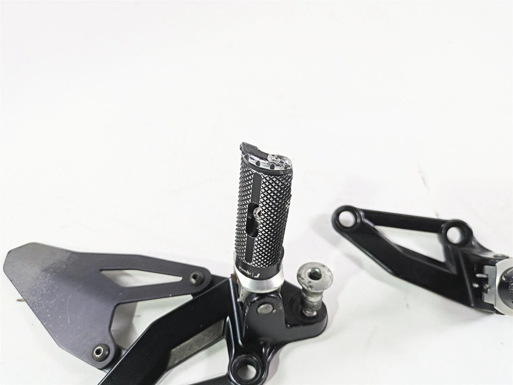 2012 Ducati Streetfighter 848 Rizoma Footpeg Foot Peg Rest PE614 82411541A - Image 6
