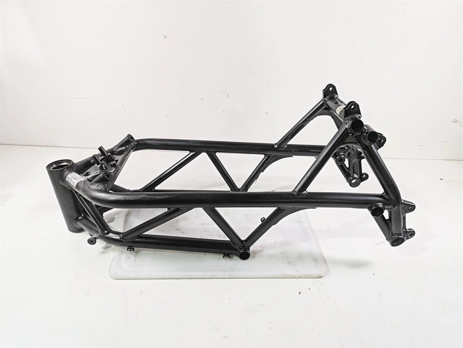 2012 Ducati Streetfighter 848 Straight Main Black Frame Chassis 47012163A - Image 11