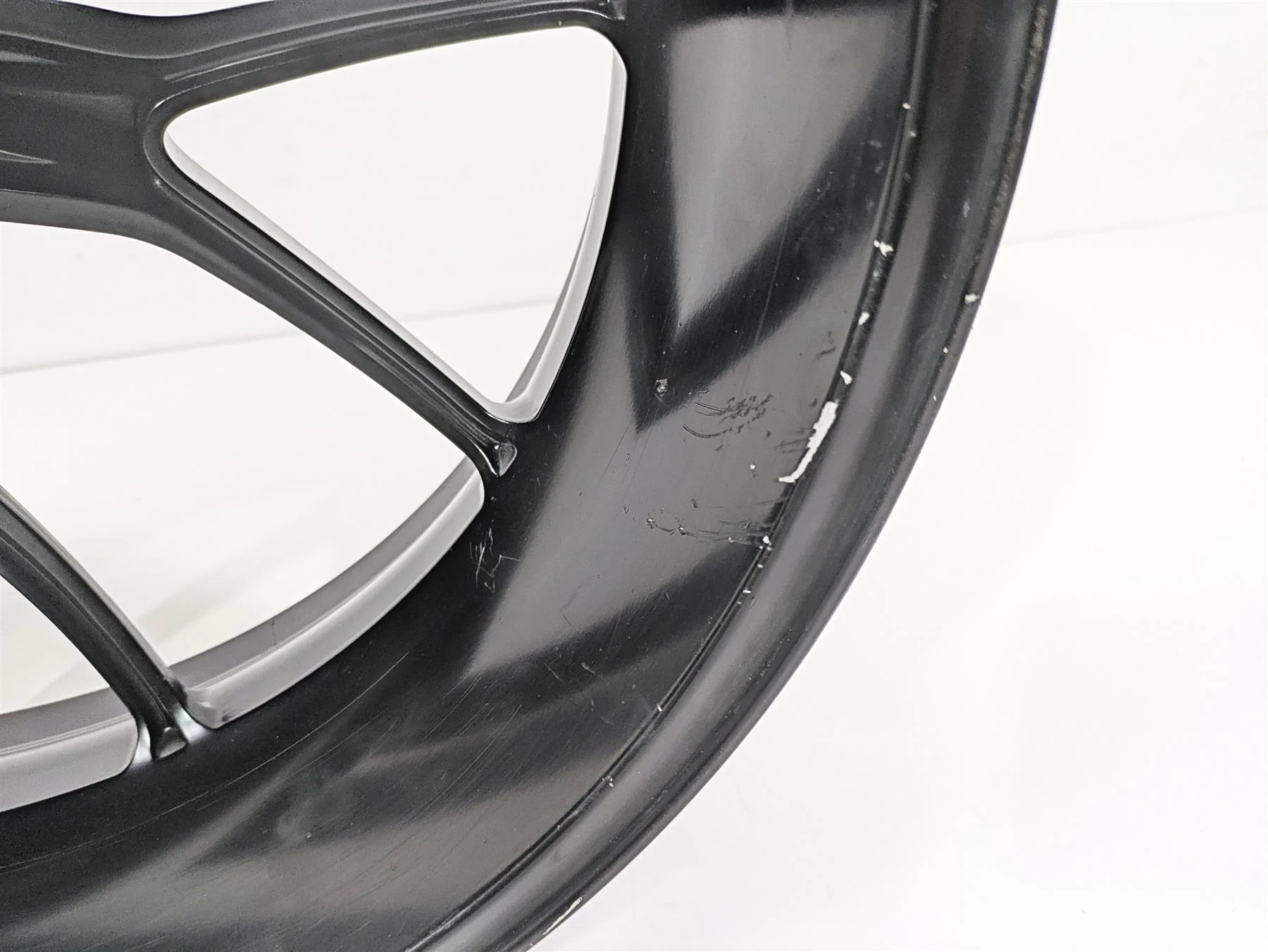 2012 Ducati Streetfighter 848 Straight Rear Wheel Rim 17x5.5 Enkei 50211331AB - Image 6