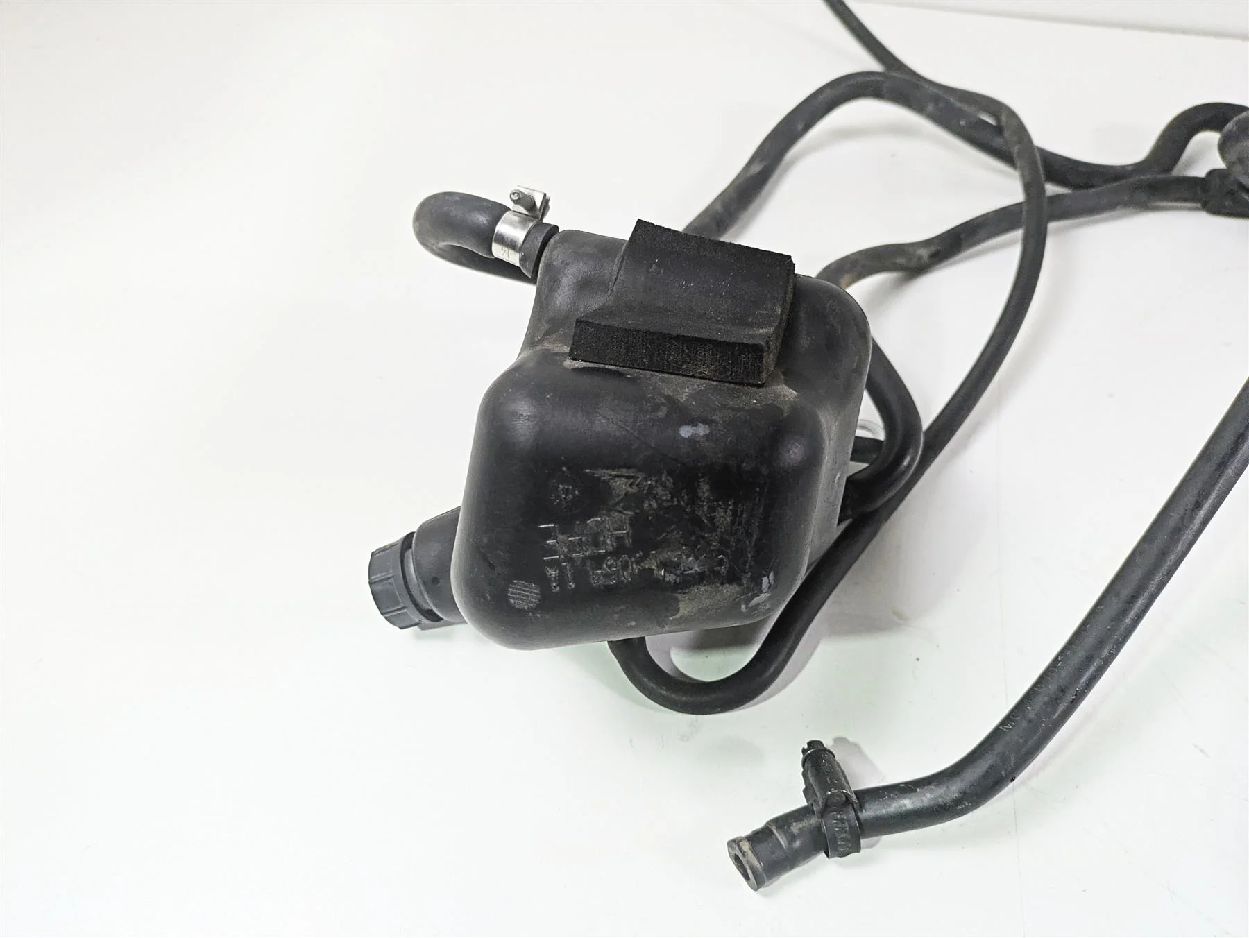 2012 Ducati Streetfighter 848 Upper Radiator Fans Reservoir Hoses 54840831A - Image 5