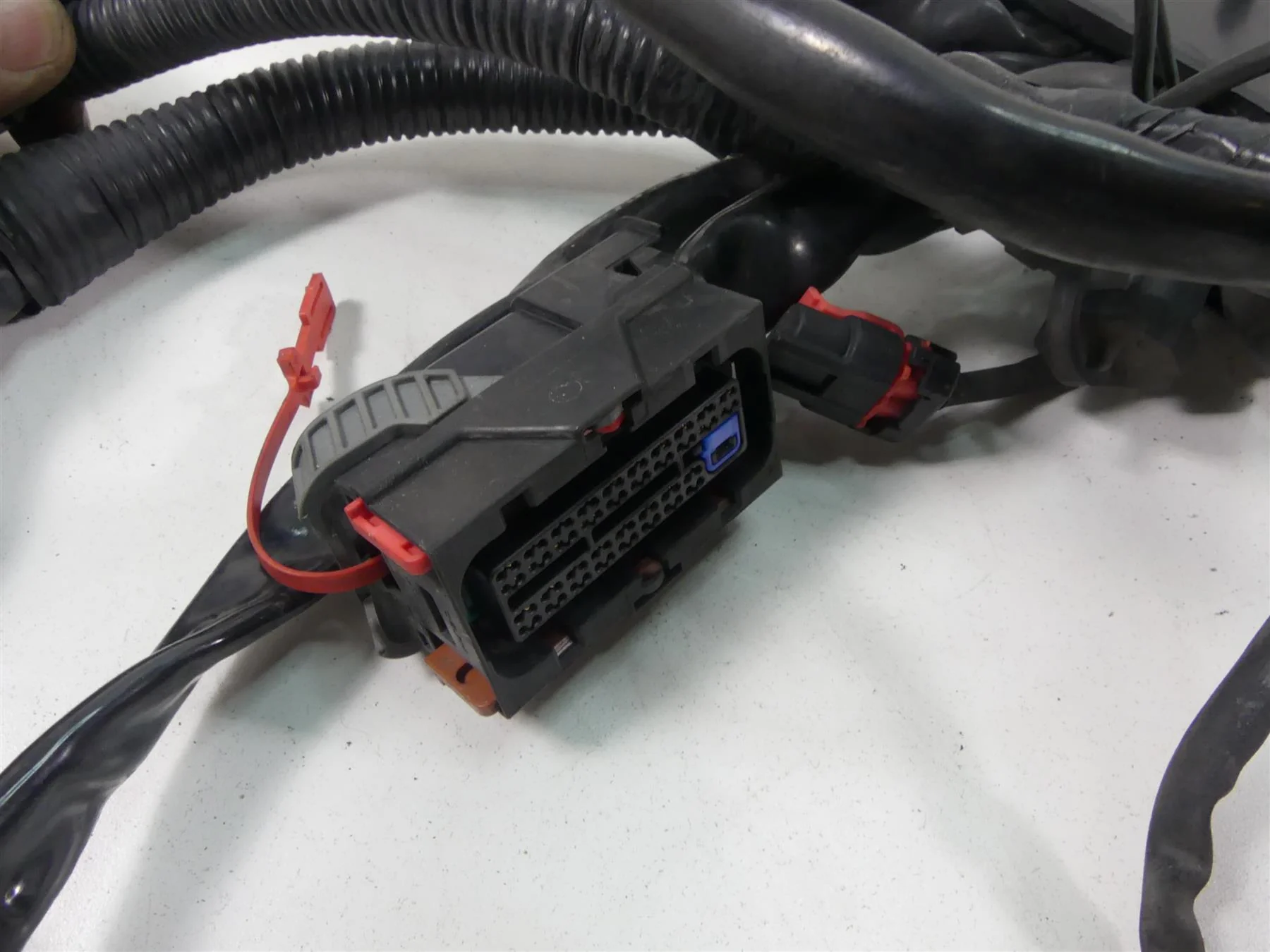 2012 Harley CVO FLHX SE3 Street Glide Main Abs Wiring Harness Loom 69200156 - Image 12