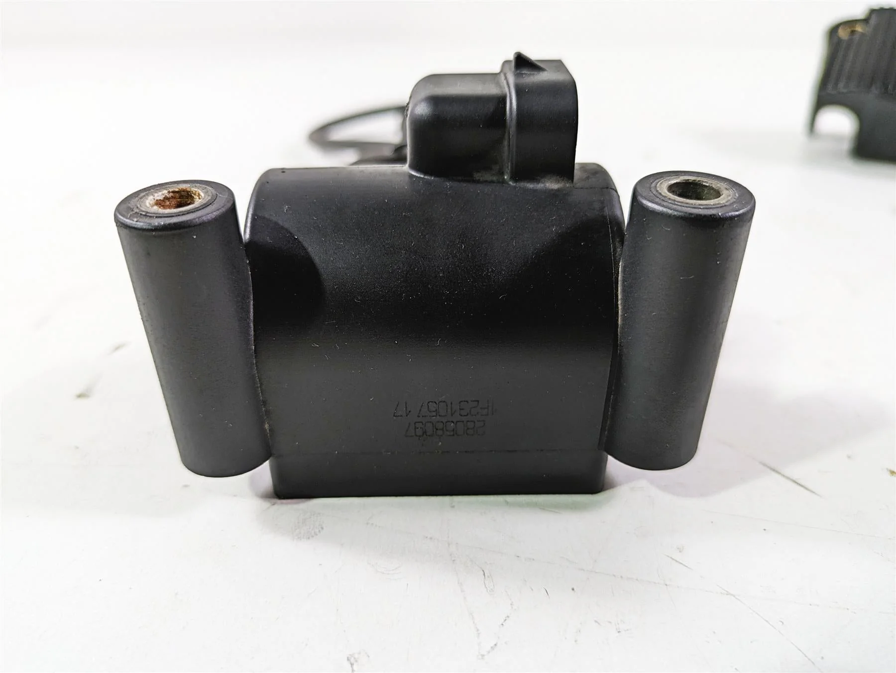 2012 Harley FLD Dyna Switchback Delphi Ignition Coil Wire Plugs 31696-07A - Image 6
