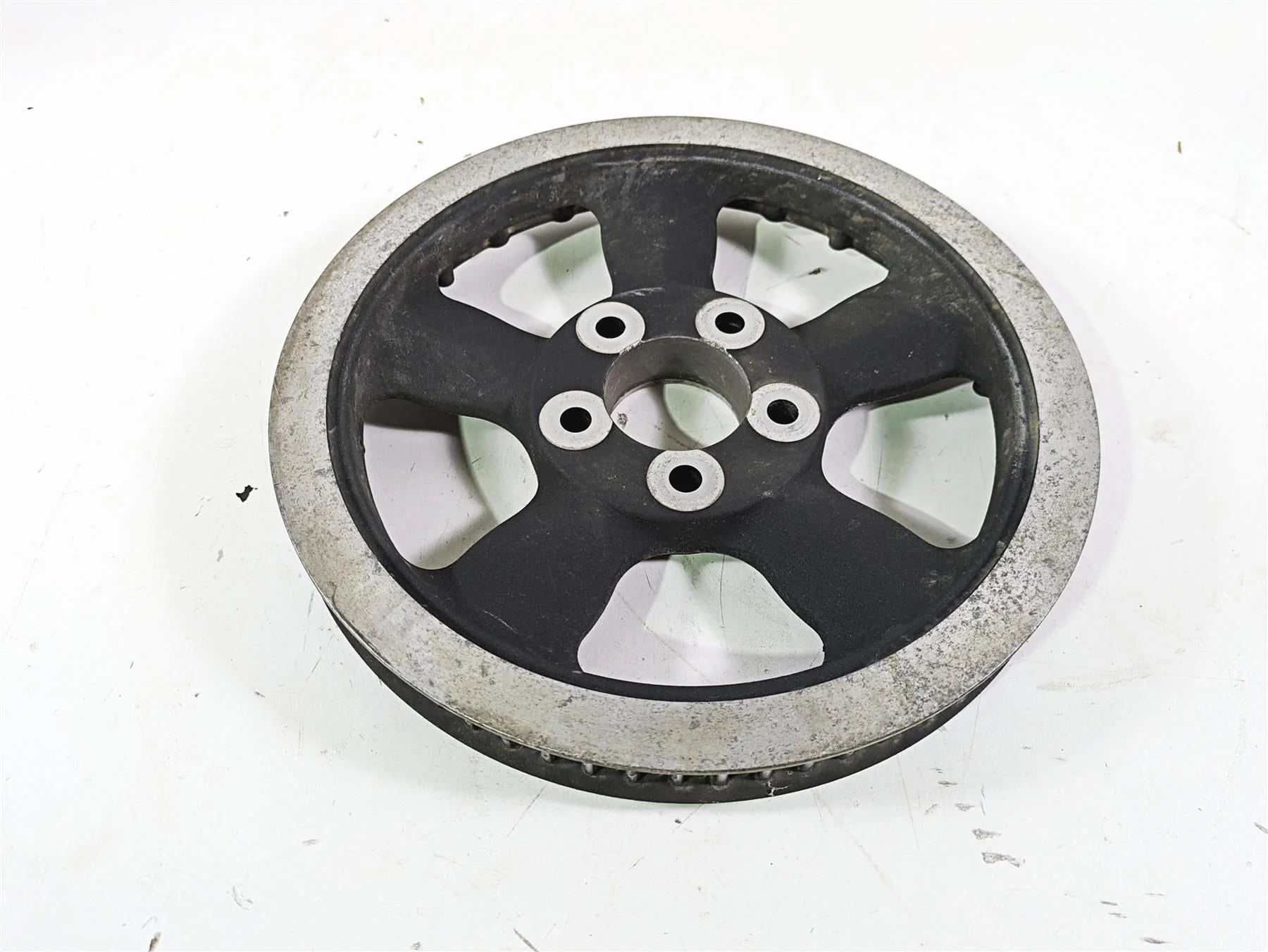 2012 Harley FLD Dyna Switchback Drive Belt Rear Pulley 66T 1" 37822-12 - Image 4