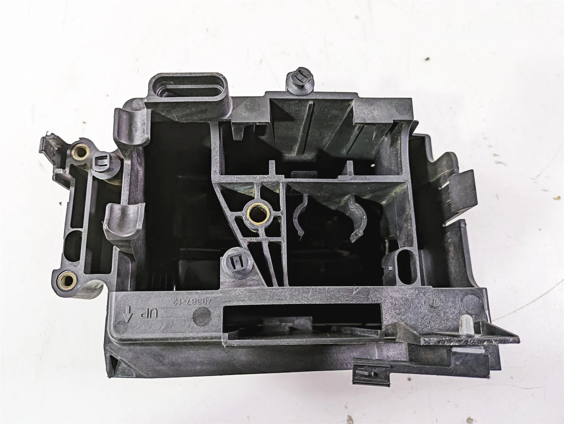 2012 Harley FLD Dyna Switchback Electrical Holder Carrier & Cover 70367-12 - Image 8