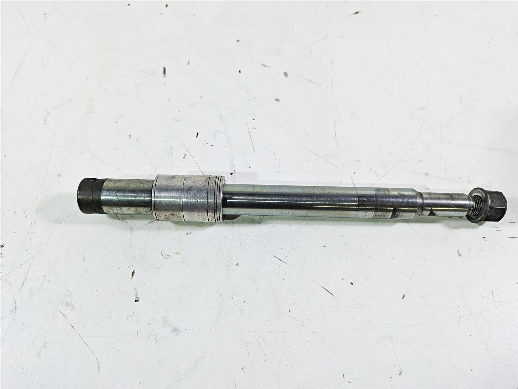 2012 Harley FLD Dyna Switchback Front Axle Wheel Spindle 41547-07A - Image 4