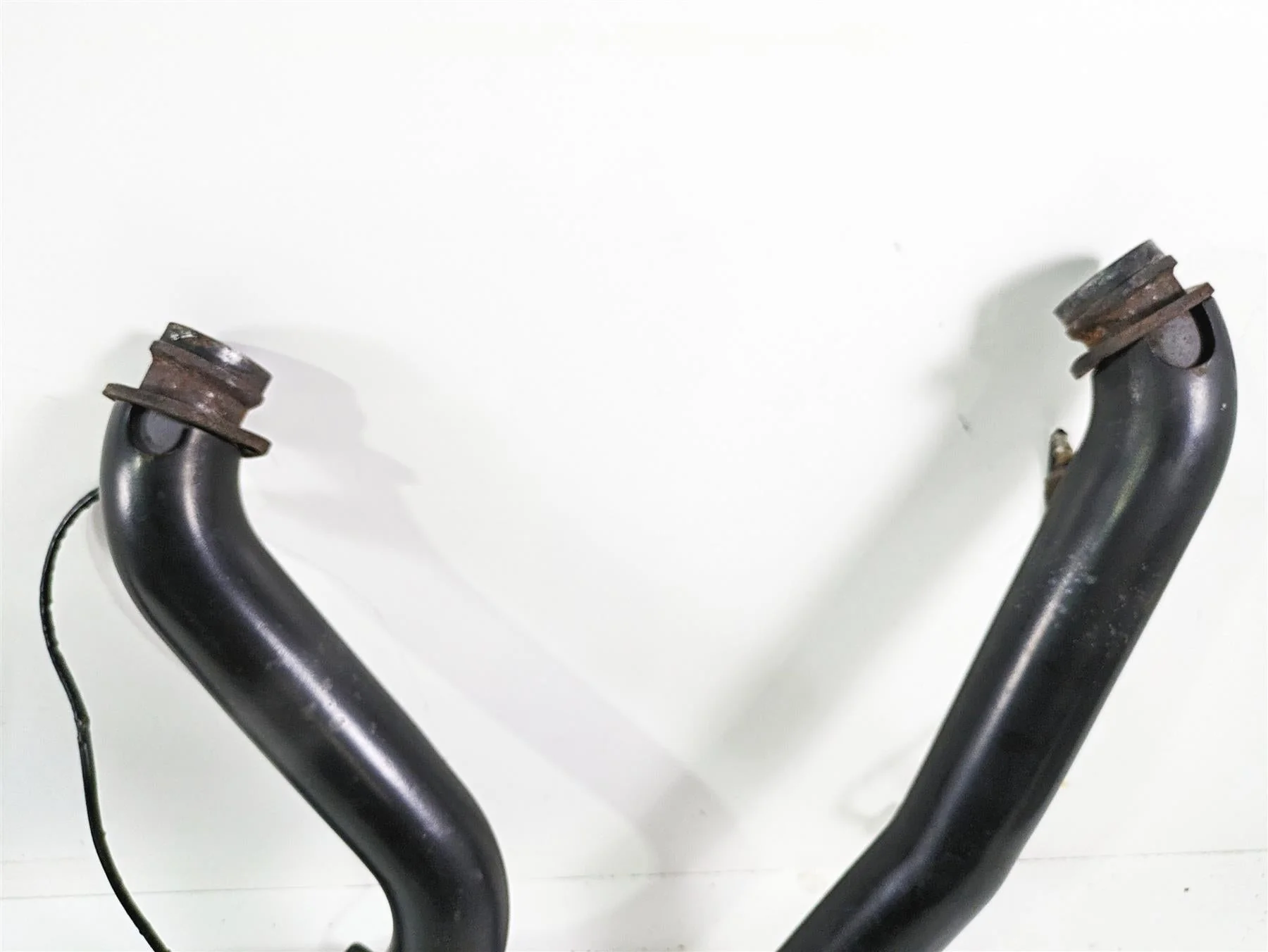 2012 Harley FLD Dyna Switchback Full Aftermarket 2 into 1 Exhaust System - Image 3
