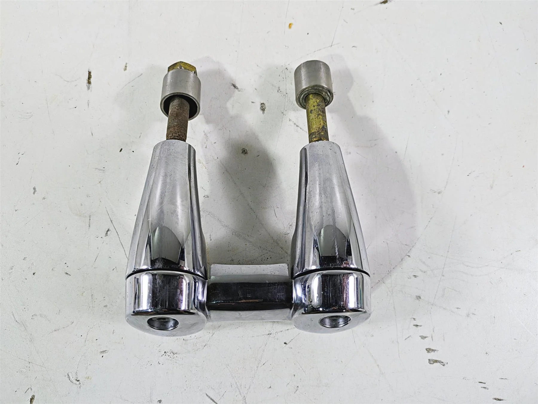 2012 Harley FLD Dyna Switchback Handlebar Chrome Riser & Extensions 55900004 55900005 - Image 5