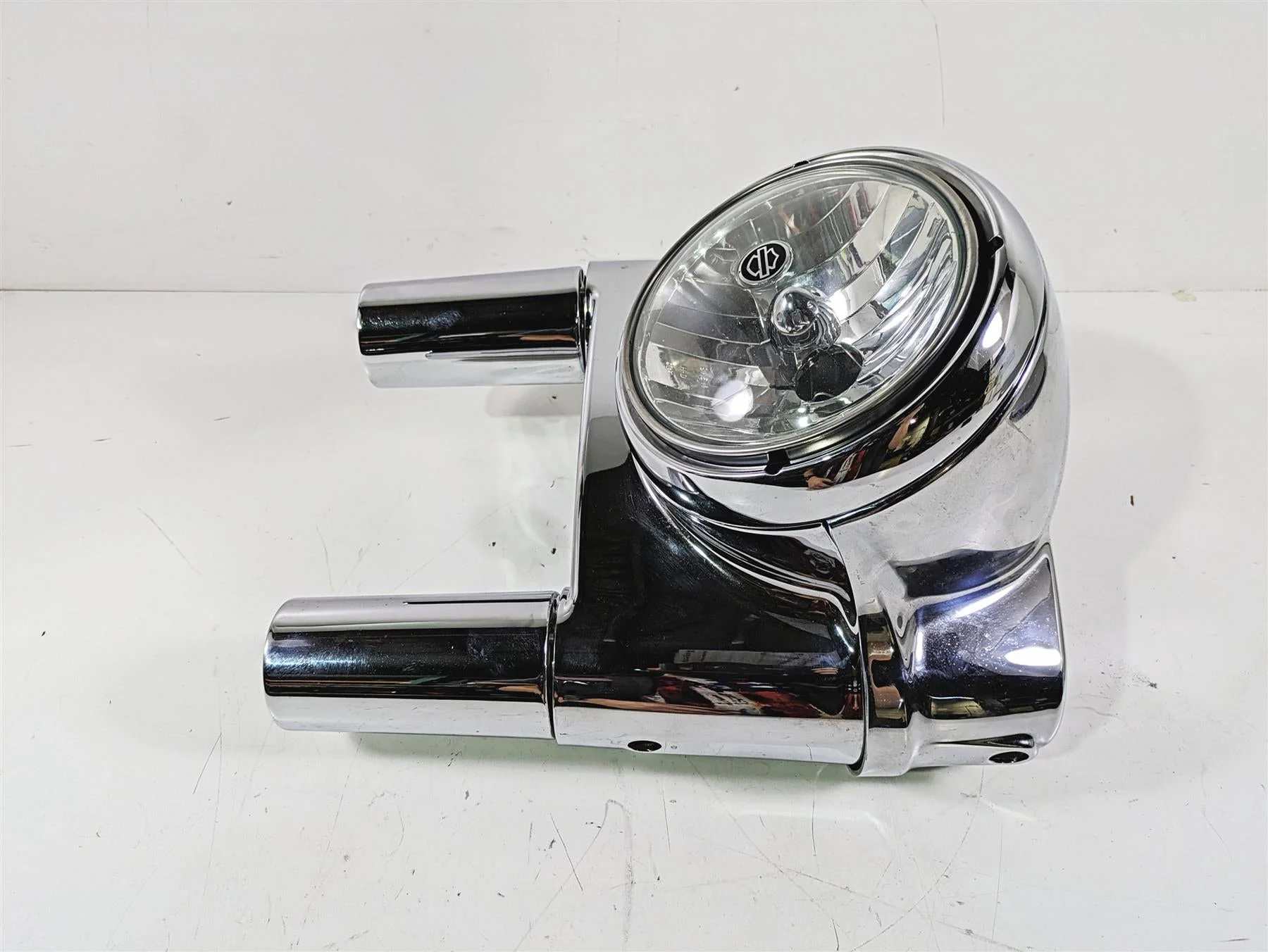 2012 Harley FLD Dyna Switchback Headlight Chrome Nacelle Set 61400078 57200024 - Image 2