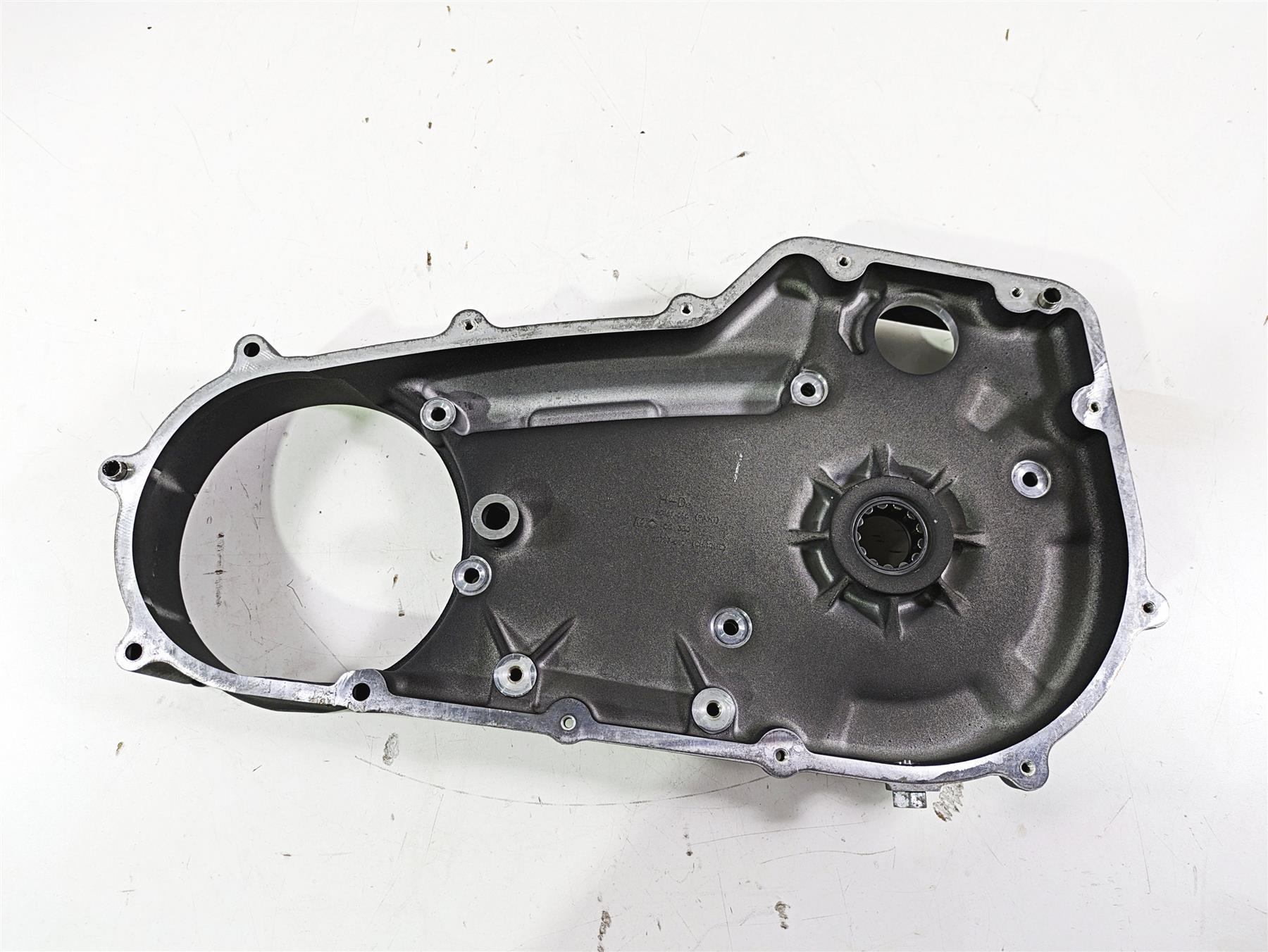 2012 Harley FLD Dyna Switchback Inner Primary Drive Clutch Cover 60681-06C - Image 2