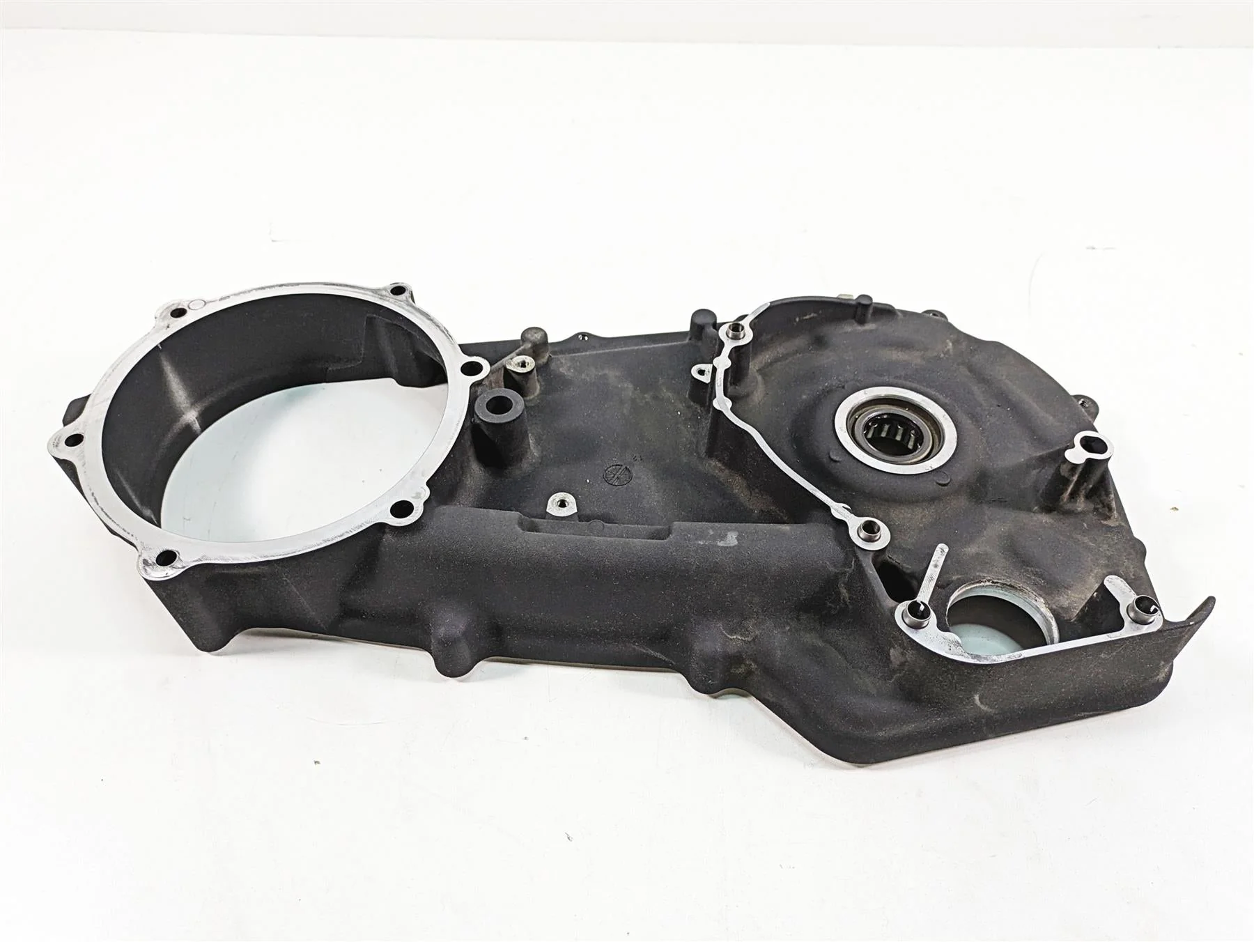 2012 Harley FLD Dyna Switchback Inner Primary Drive Clutch Cover 60681-06C - Image 7
