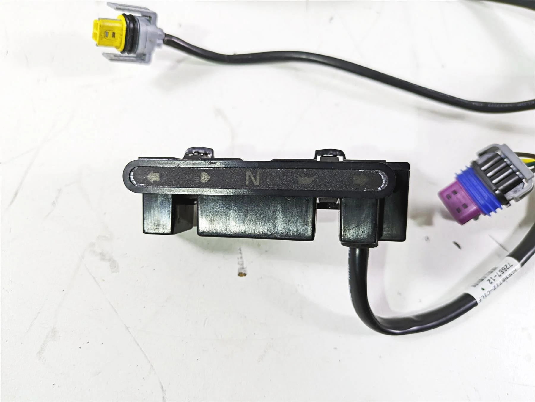2012 Harley FLD Dyna Switchback Instrument Indicator Dash Lights 72667-12 - Image 7