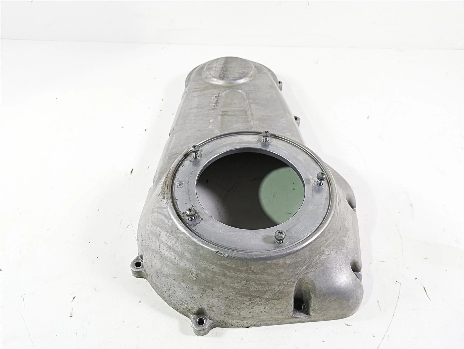 2012 Harley FLD Dyna Switchback Outer Primary Drive Clutch Cover 60784-06 - Image 4