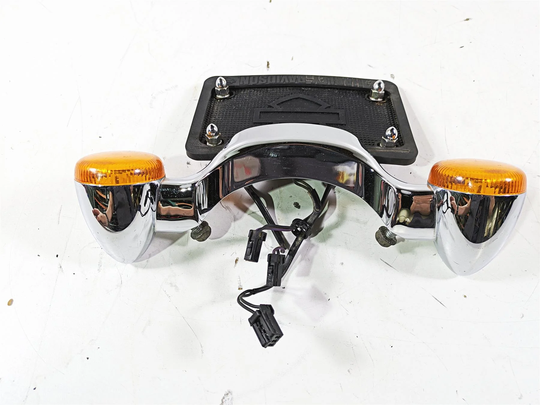 2012 Harley FLD Dyna Switchback Rear Chrome Blinker Turn Signal Bar 68629-05 - Image 3