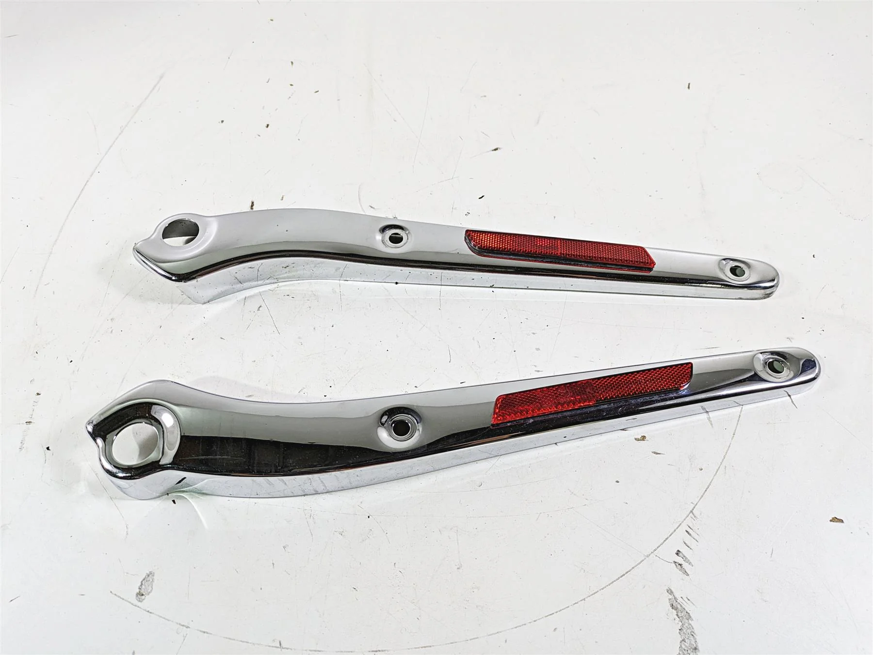 2012 Harley FLD Dyna Switchback Rear Fender Struts Covers 60877-12 60878-12